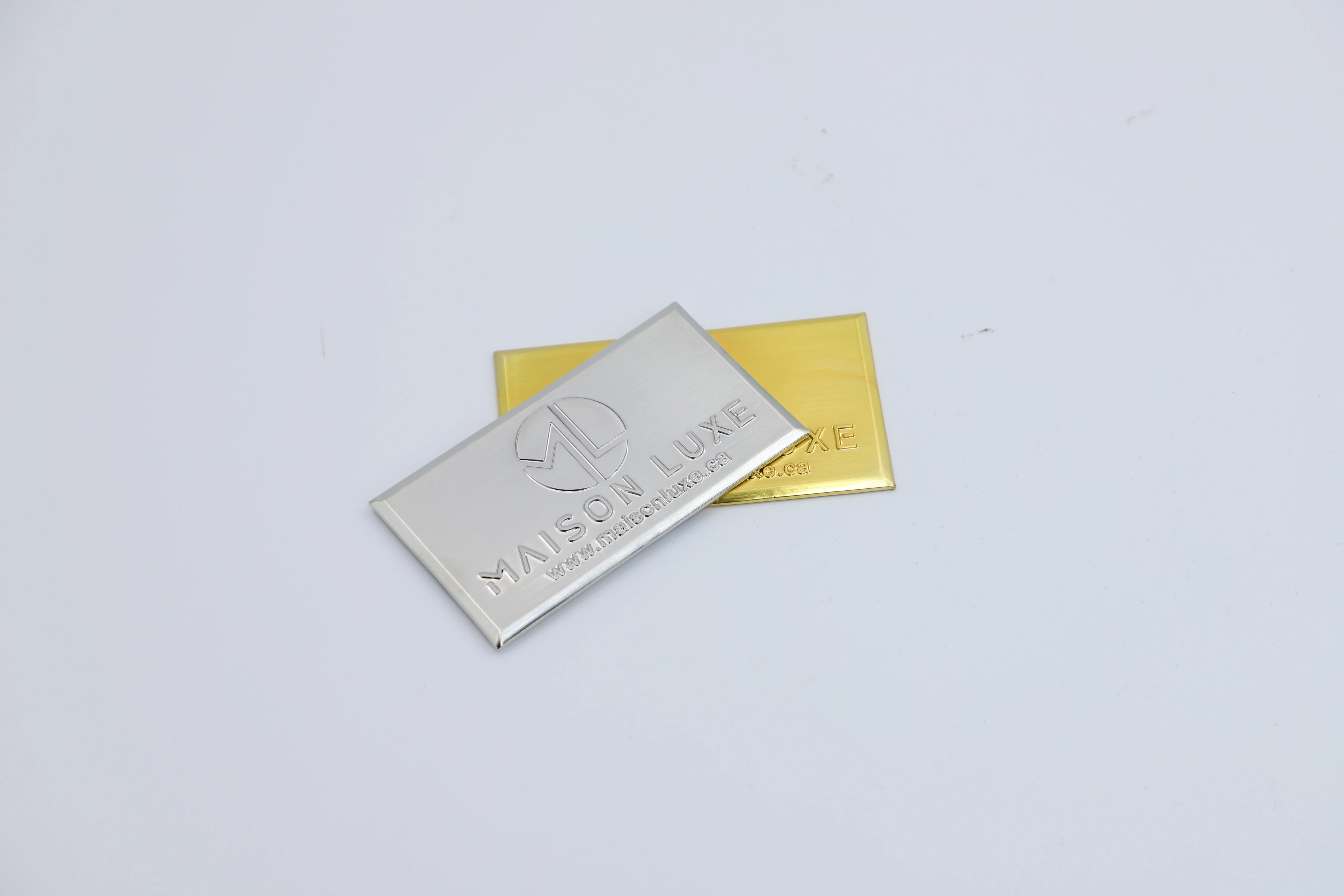 Glossy silver gold  Zinc alloy metal nameplate for bottle