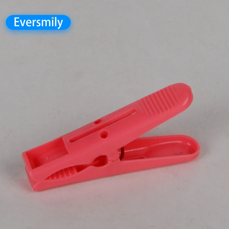 wholesale hanging small beach towel plastic clip Plastic Clothespins Heavy Duty Laundry Clothes Pins Clips Pegs Drying Line Pegs