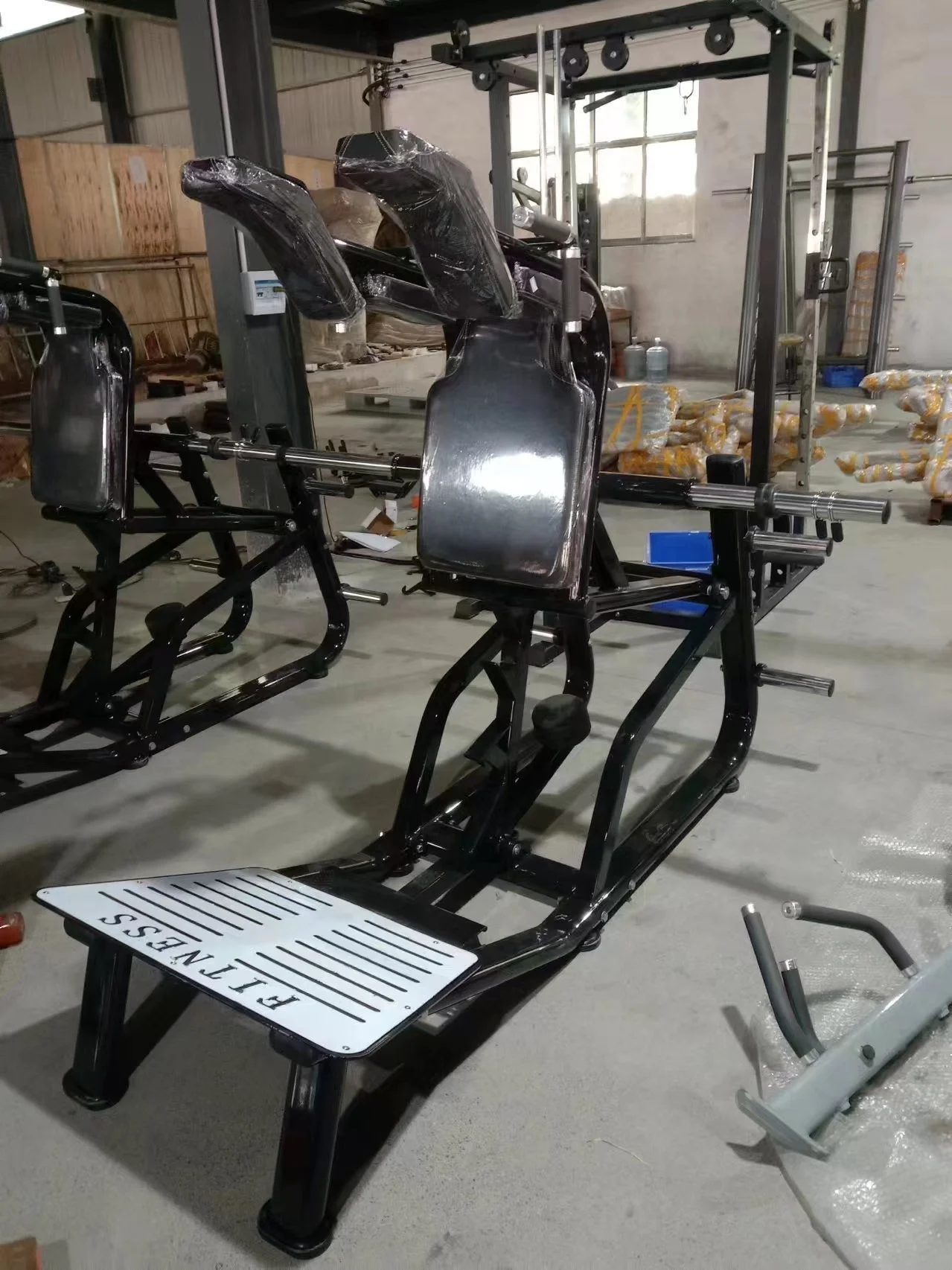 Hot Selling Commercial Exercise booty gym use  Hack Squat Machine  gym fitness equipment for Gym Exercise