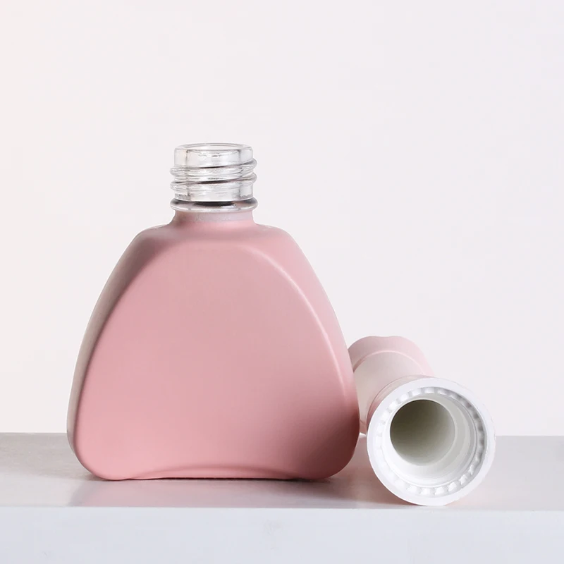 12ml Cute Cosmetics Containers Eyelash Extension Pink Heart Shape Long Plastic Cap Glass Nail Polish Oil Bottle