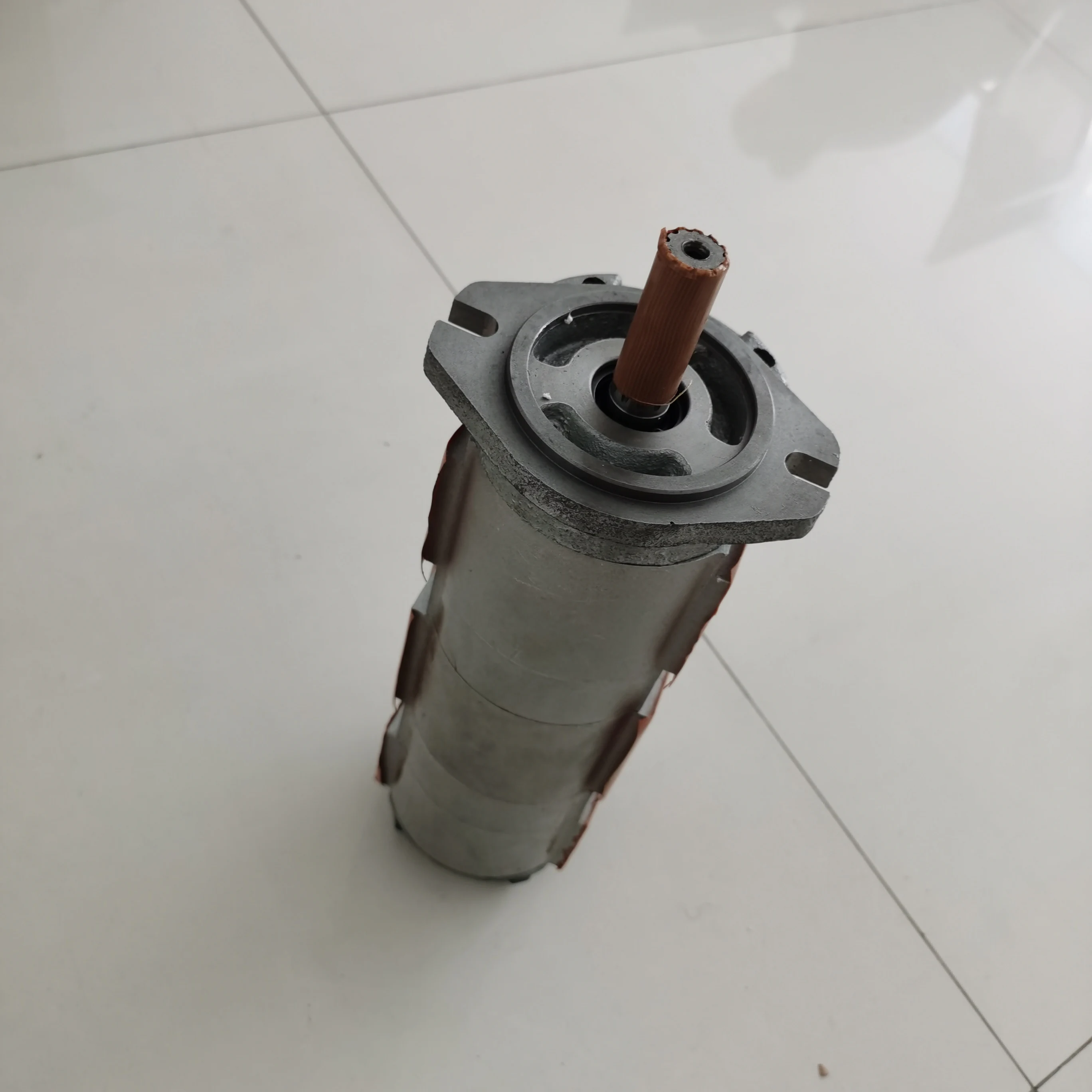 Huida PC40-5 PC50UU гидравлический насос 20T-60-00400 используемый для экскаватора