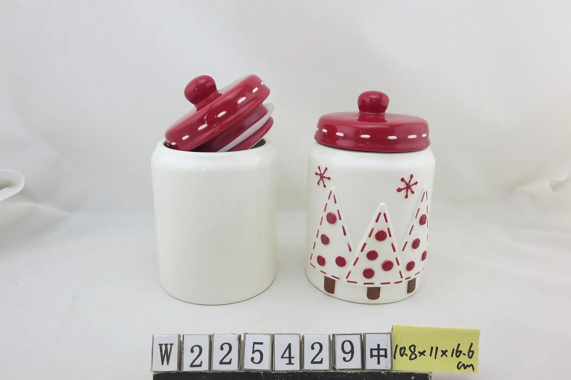 Stitch Embossed Reindeer Ceramic Airtight Canister Cookie Jar Christmas Tableware and Gift