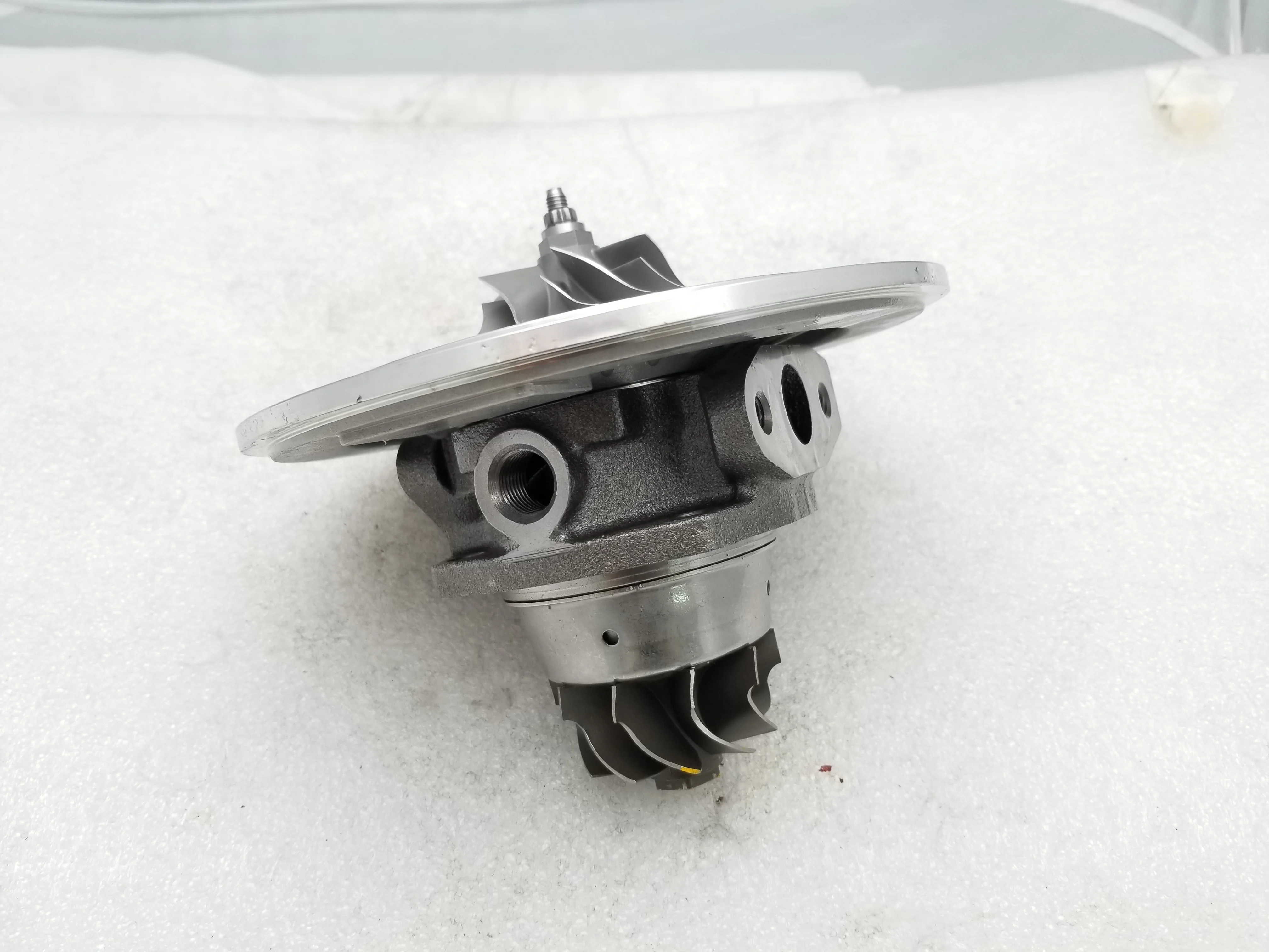 GT3271S Turbos core assembly 700291-0001 turbocharger 750853-9001 750853-5001S for 5.3L J05C-TF engine