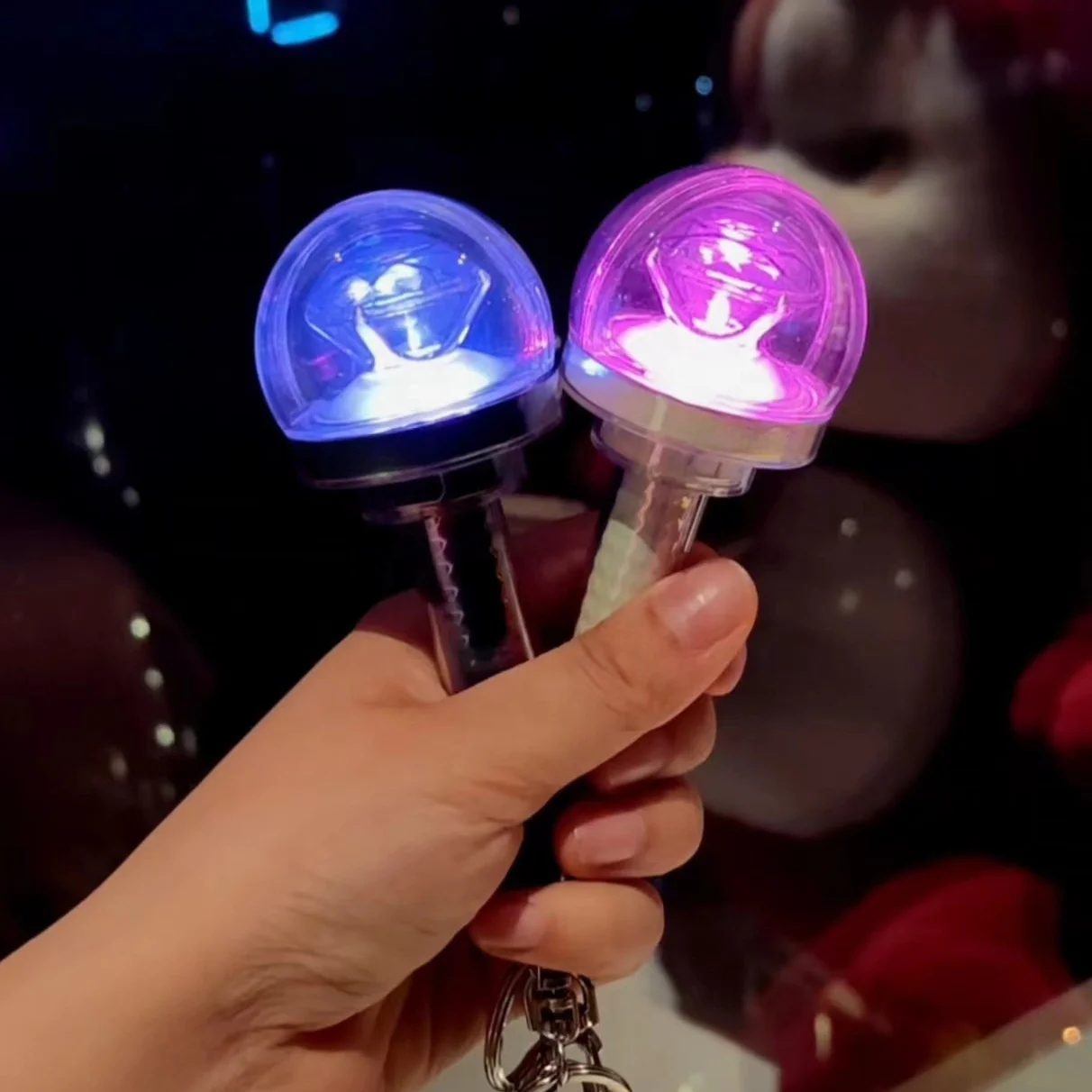 Оптовая продажа пластиковые лазерные брелоки Kpop SVT 17
