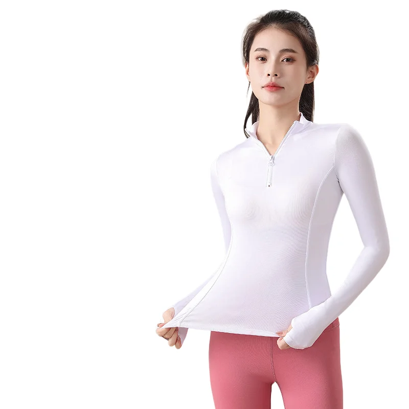 A newly produced semi zippered yoga top with quick drying and slimming function in 2024  which is breathable and sporty