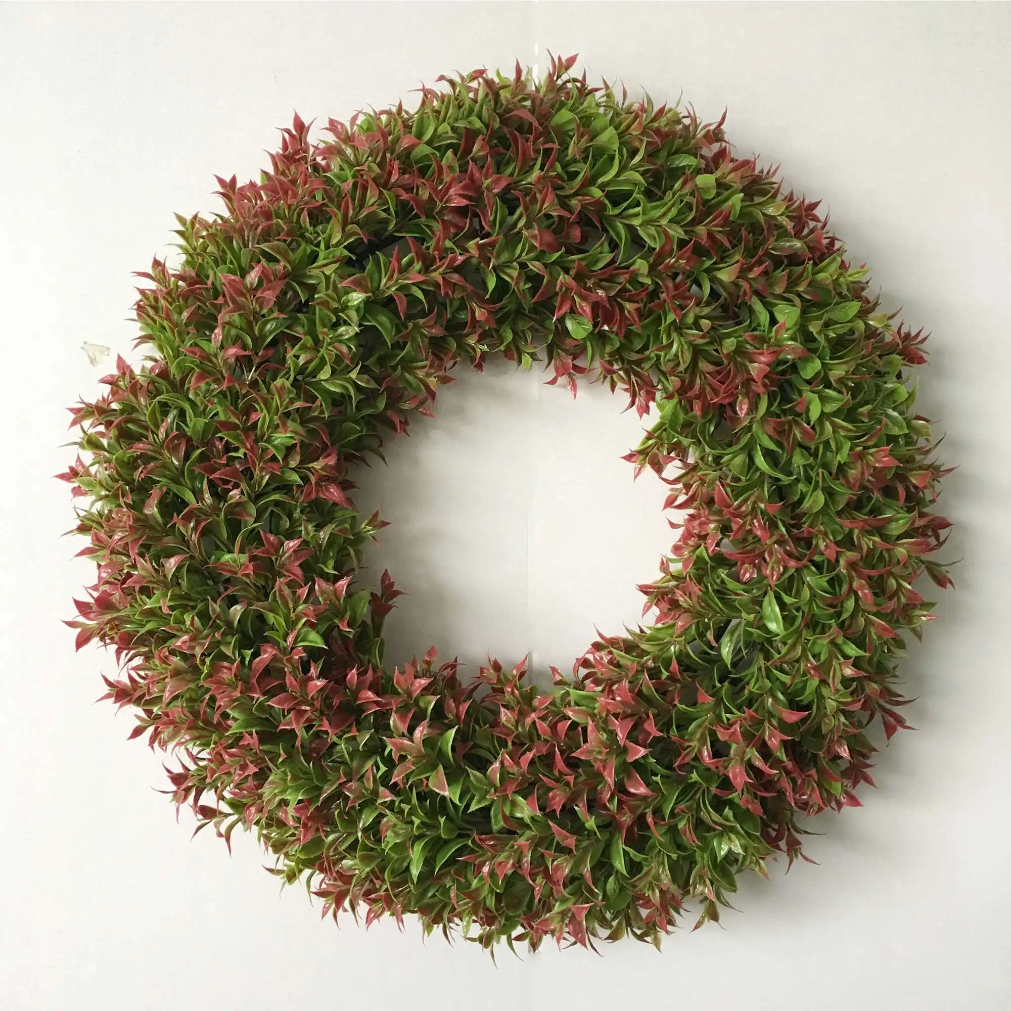 Preserved plastic wreath hanging artificial boxwood garland plant for party decoration