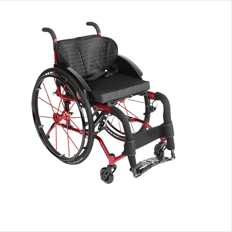 Leisure sports active wheelchair Aluminum alloy shock-absorbing leisure sports wheelchair Ultra-light portable wheelchair