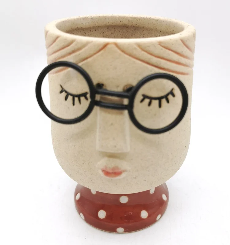 Wholesale hot sale lovely instagram 3D unique LADY shaped flower succulent pot in ceramic plants pot cute
