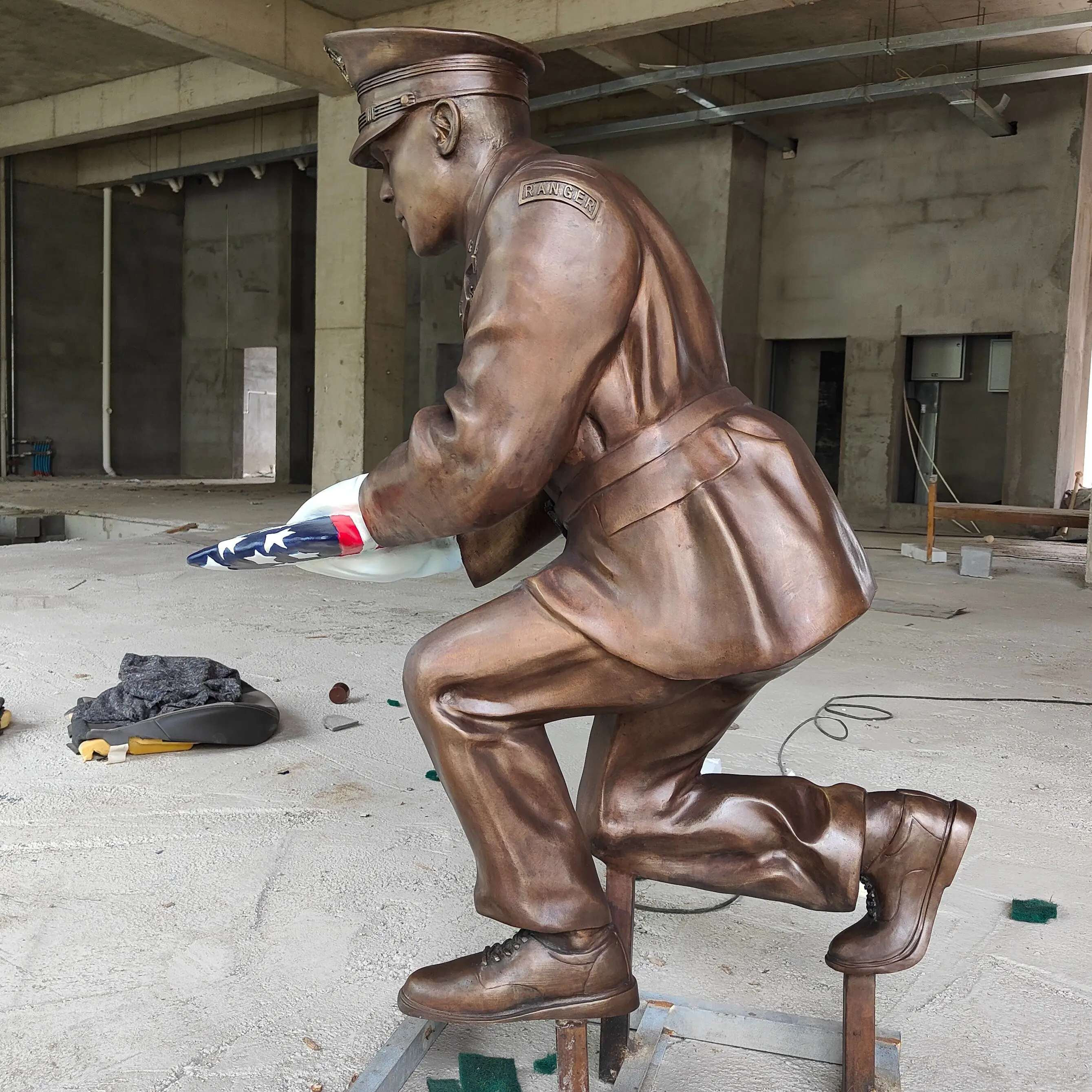 High quality customized park garden decoration bronze soldier sculpture custom sculpture bronze figure statue