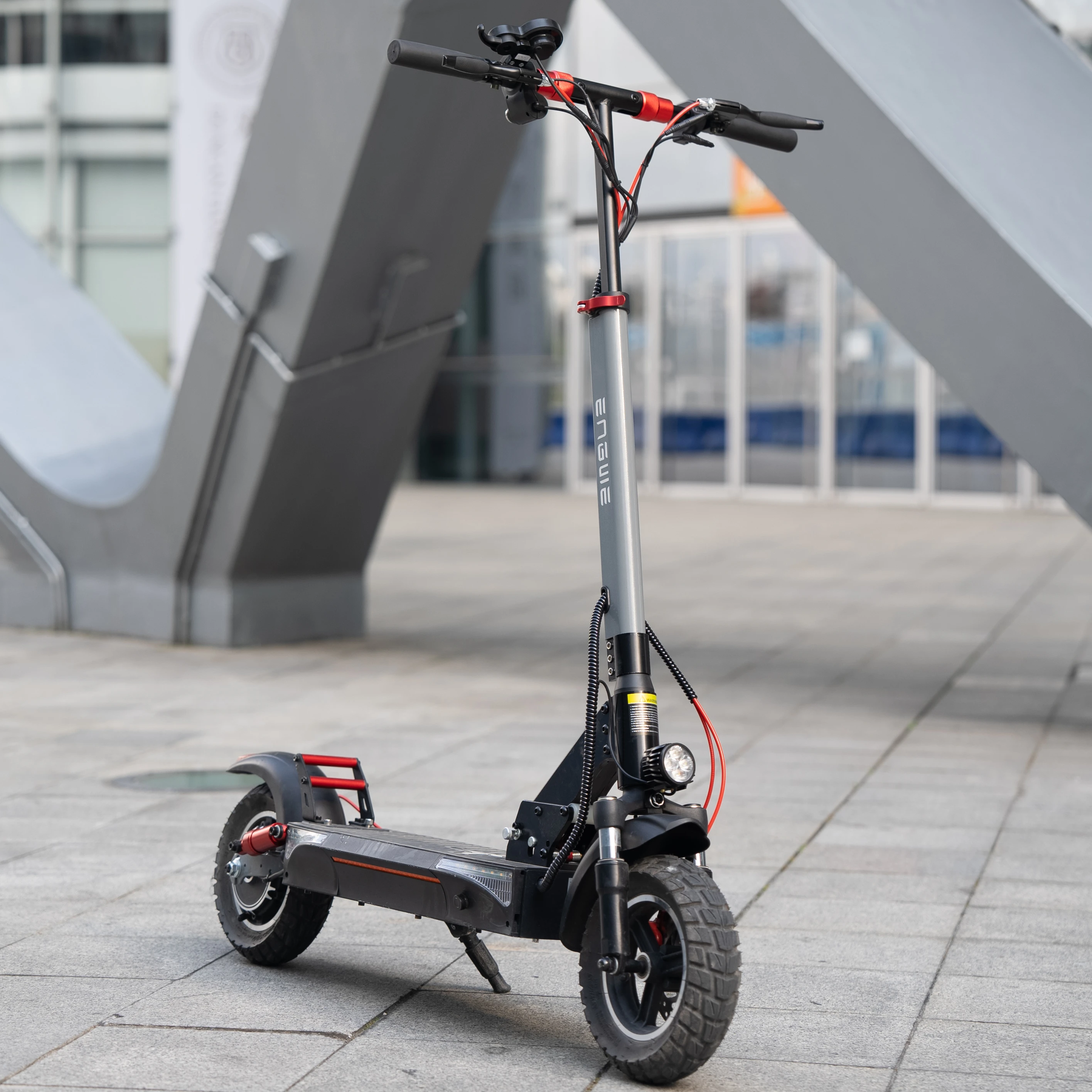 Engwe Y600 Long-Range Kick Scooter for Adults 600W Customizable with Removable 48V Battery Two-Wheel EU US Factory Direct Sale