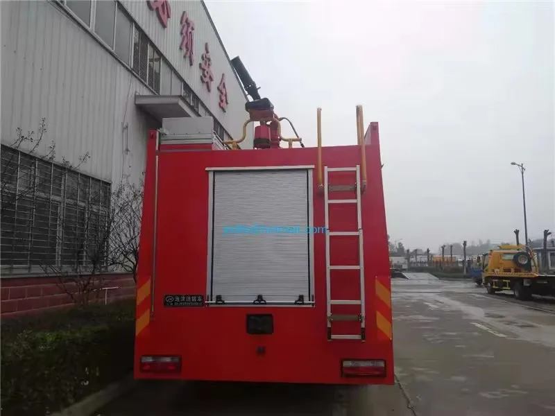 Monitor range 60 meters dongfeng remote control robot arm water foam tower fire fighting truck