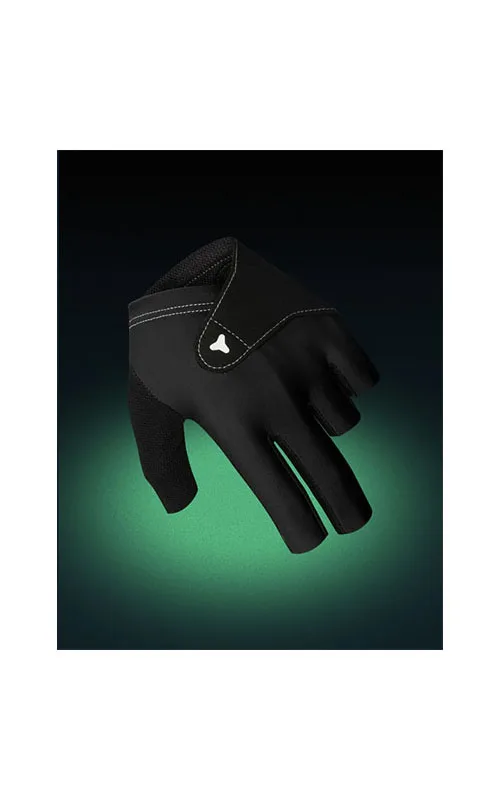 Billiard gloves Snooker open finger touch screen Breathable anti-slip wear comfortable anti-slip lightweight gloves single