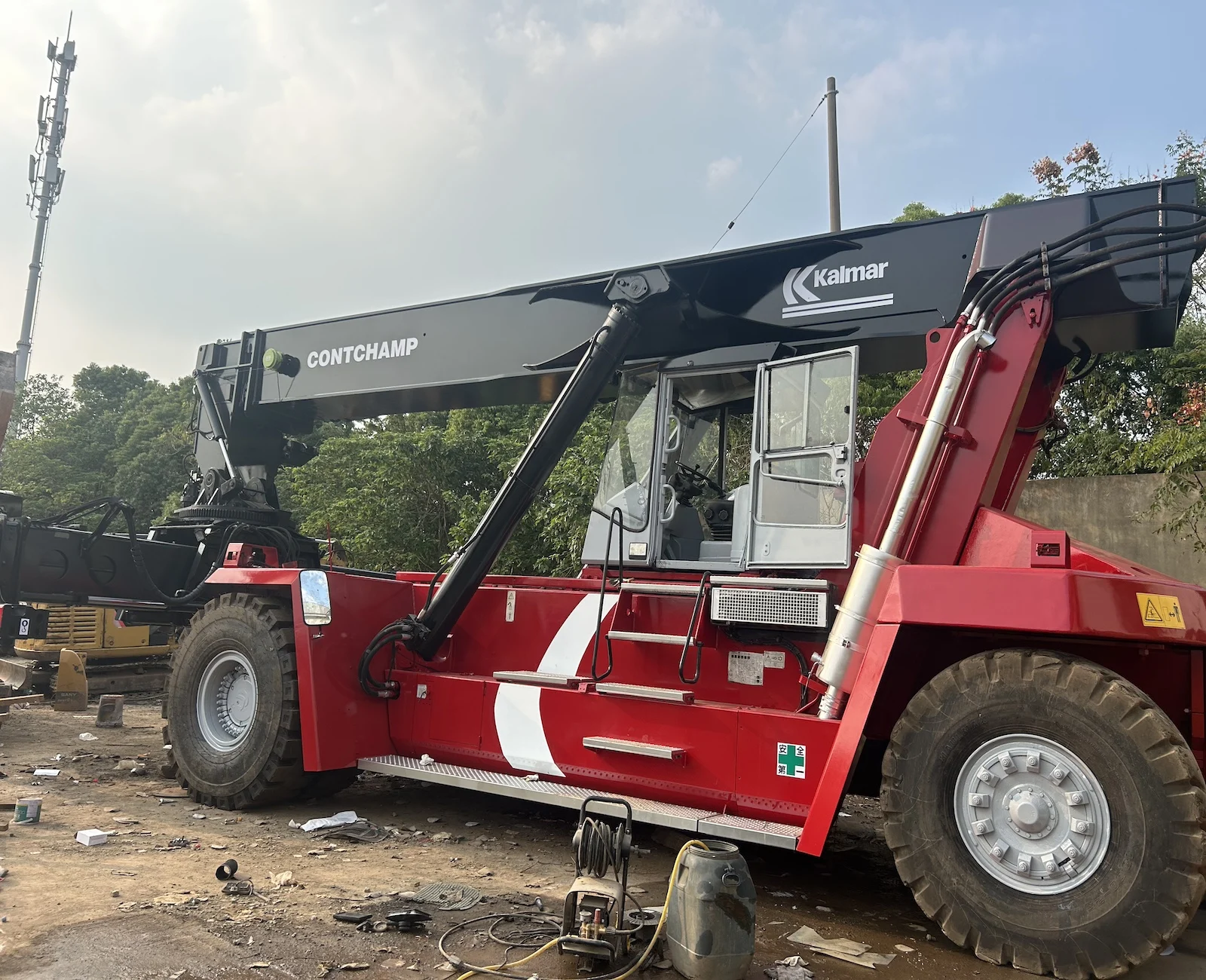 Original Kalmar DRF450 Used reach stacker 45 ton reach forklift for containers second hand container reach stacker