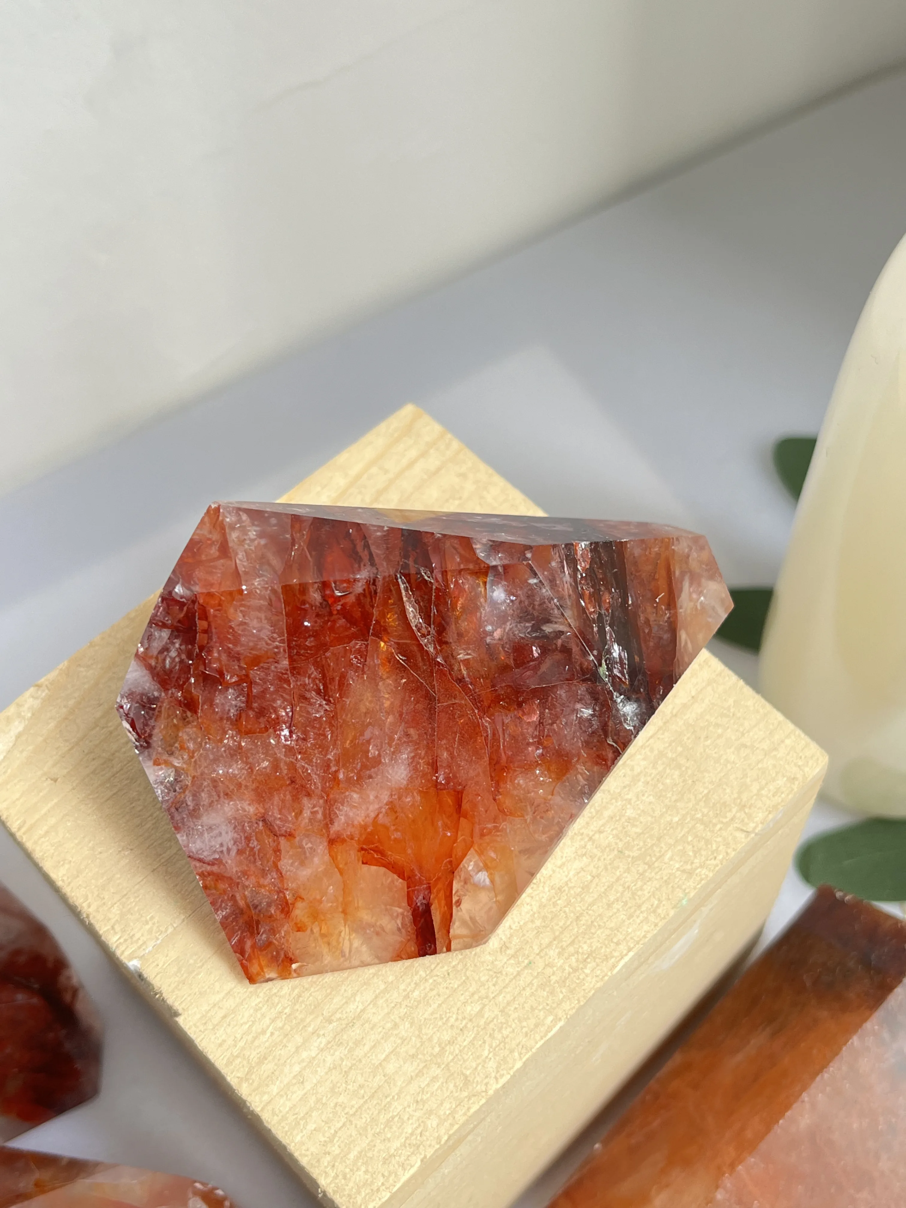 High Quality Red Fire Quartz Crystal Free Form Healing Stones WholesaleNatural Fire Quartz Free Form For Meditation