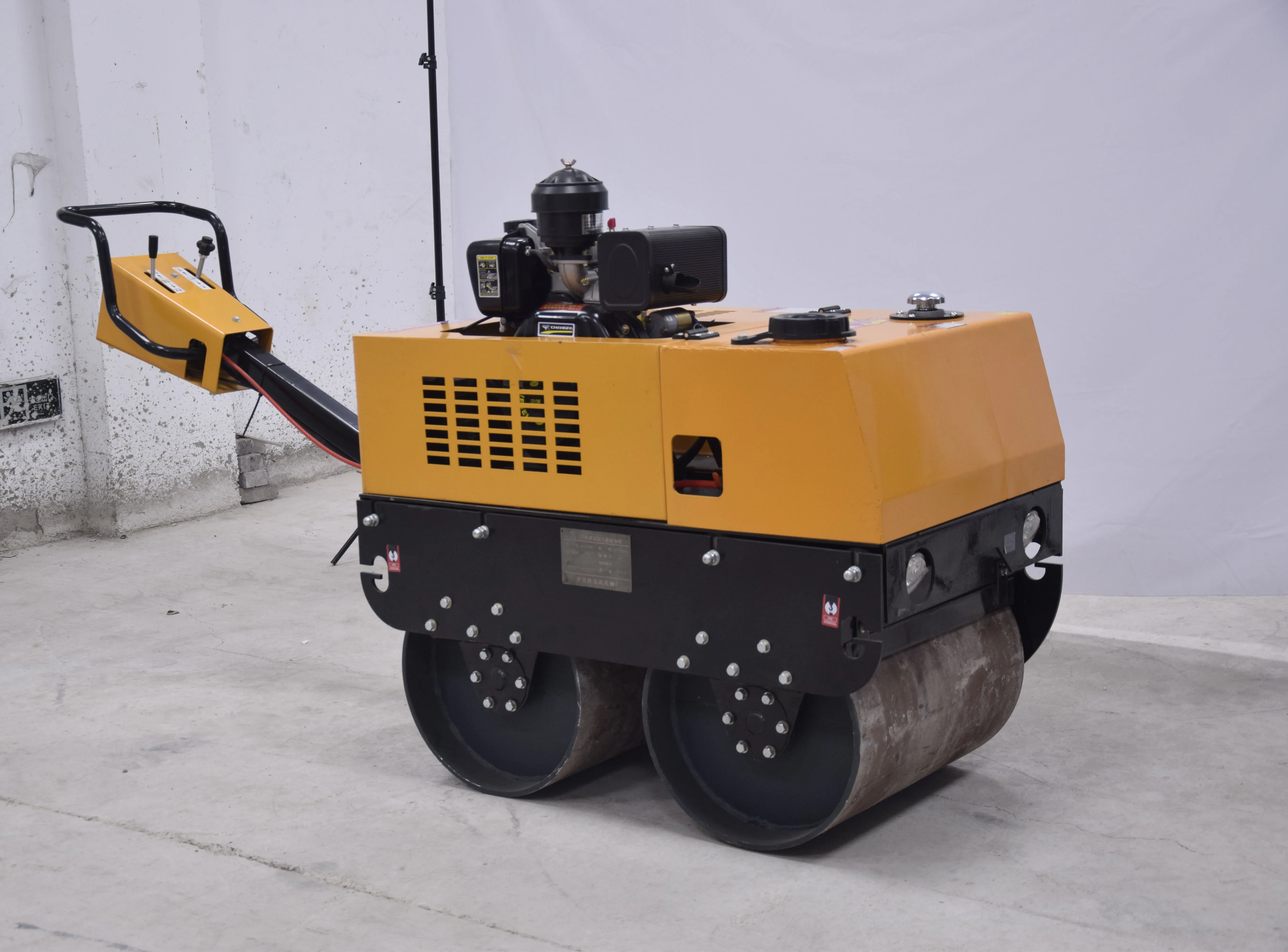 Small Two-wheel Vibrating Walk-behind Compactors Ground Rollers
