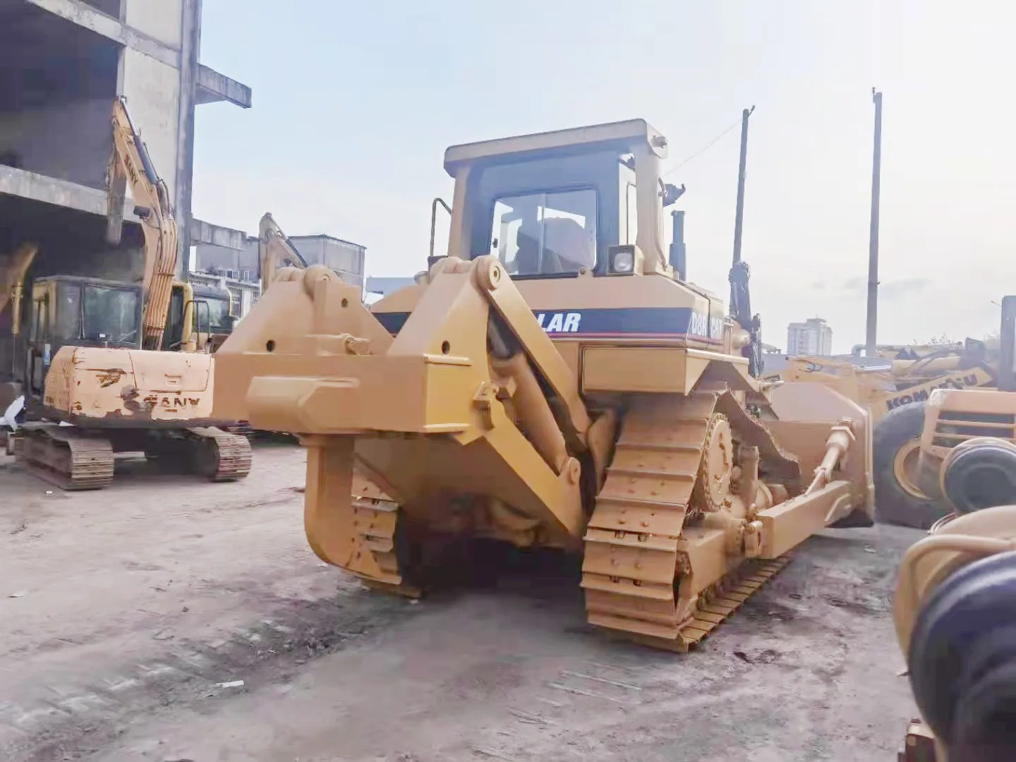 Second hand Bulldozer Caterpillar D8R Cheap Used USA Caterpillar CAT D8R Crawler Bulldozers For Sale
