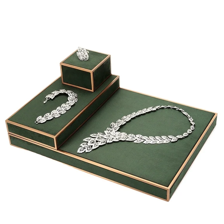 Jewelry Stand 3 Tier Towers Tree Jewelry Organizer with Metal Rack and Paulownia Wood Storage Base Necklaces Bracelets Earrings