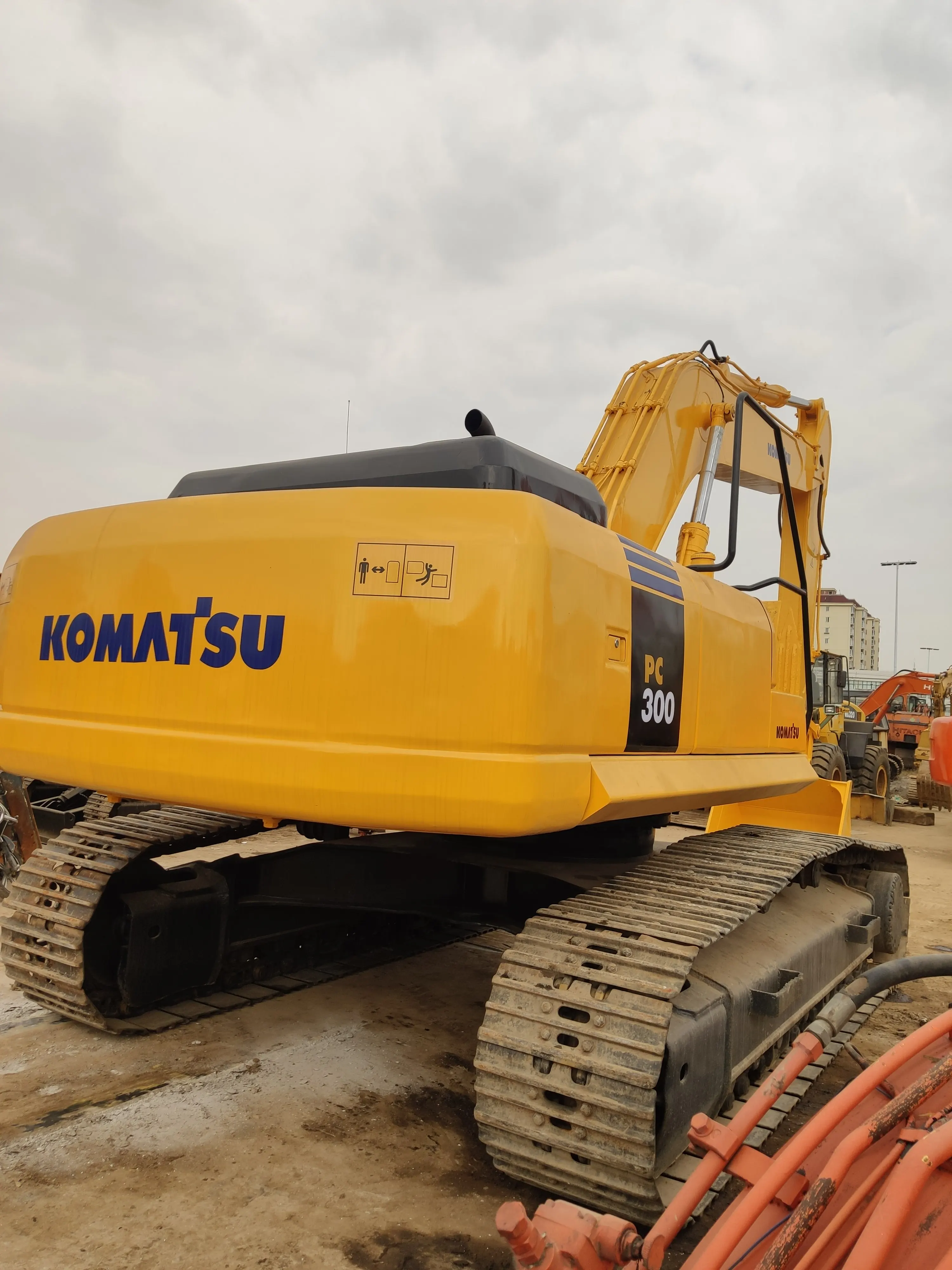 30 ton used komatsu pc300 komatsu 300-8 pc300-8 original Japanese make digger diggers excavators earth moving machine machinery
