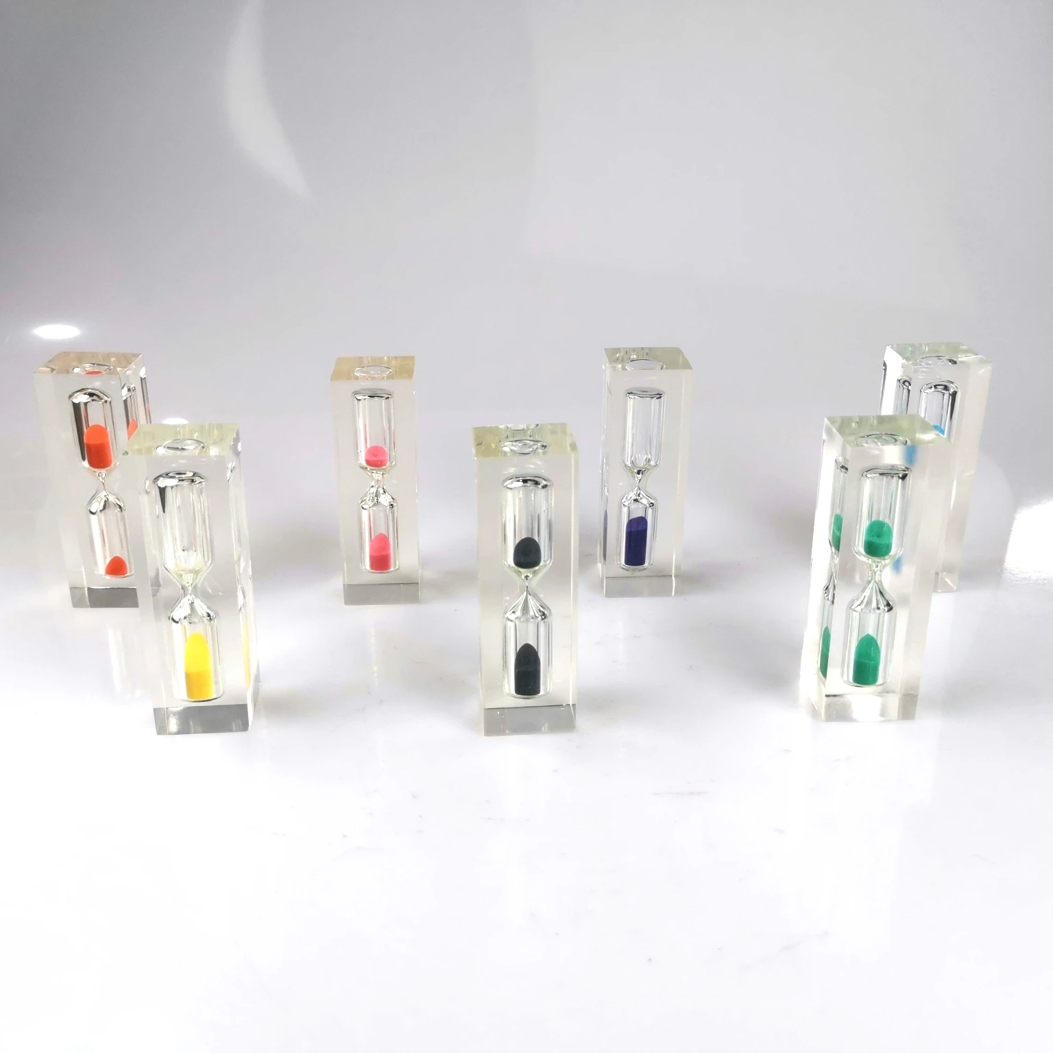 Оптовая продажа акриловые песочные часы с прозрачным таймером на 1 минуту для детских игр