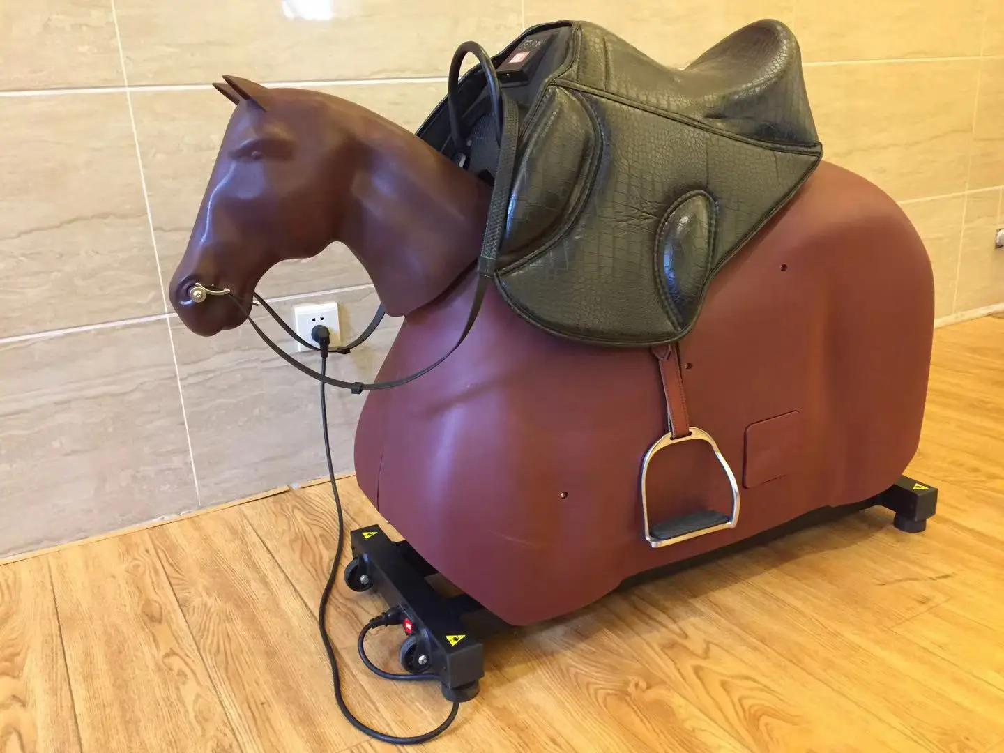 Hot Sale Trainer Racecourse Horse Training Equipment Electric Horse Riding Machine for Rehabilitation