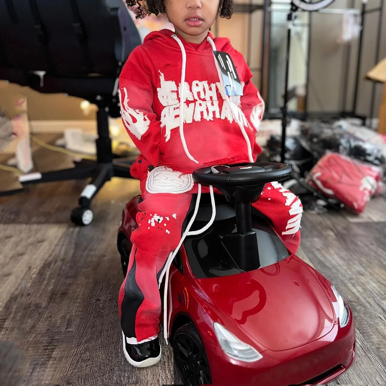 Wholesale Latest Baby Stacked Flare Sweatsuit Clothes Distressed Embroidery 100% Cotton Fleece Boys And Girls Kids Tracksuits