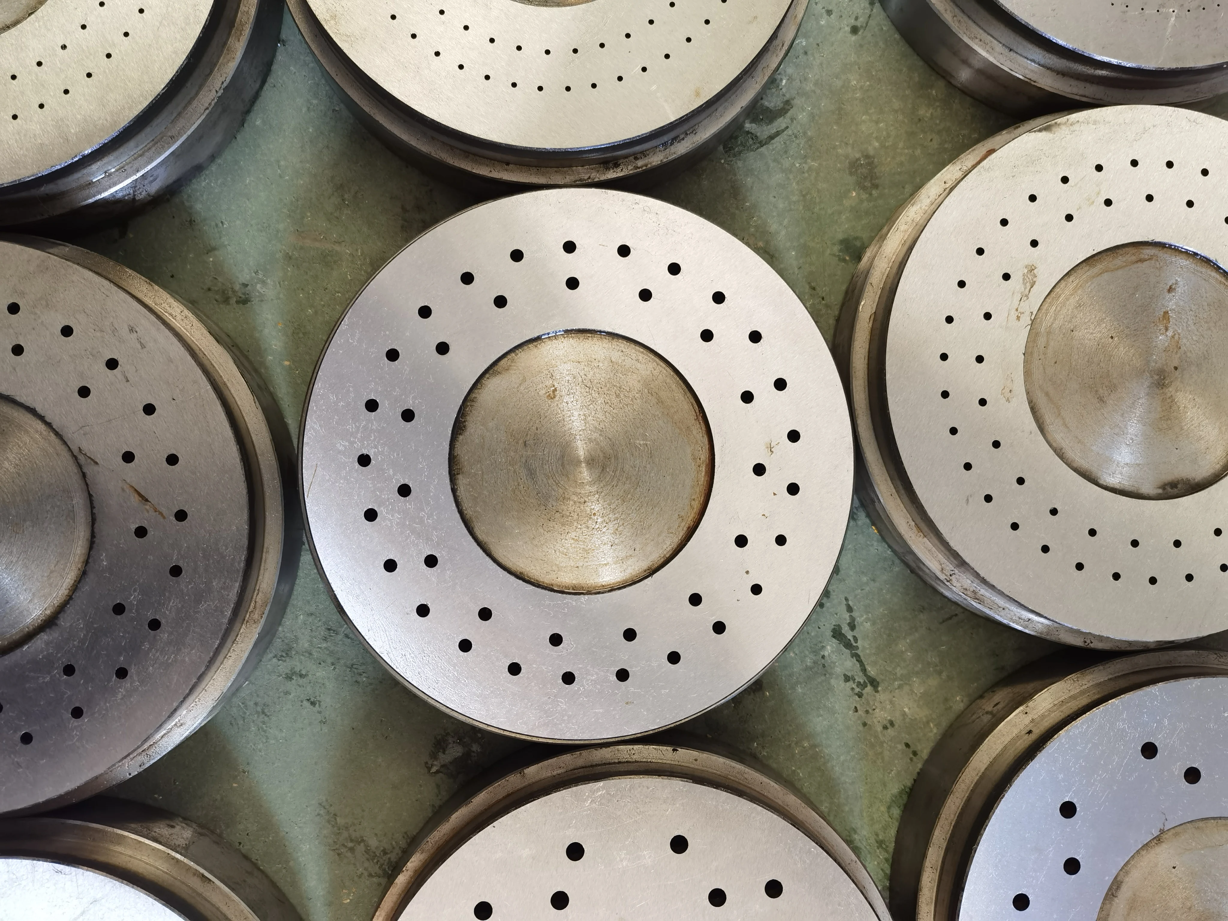 Automatic sinking and floating fish feed making machine mould feed machine