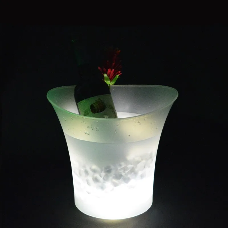  Custom Logo Stylish Battery Flashing Ice Bucket Champagne Beverage Tubs PP Plastic Club Party Deep 5L