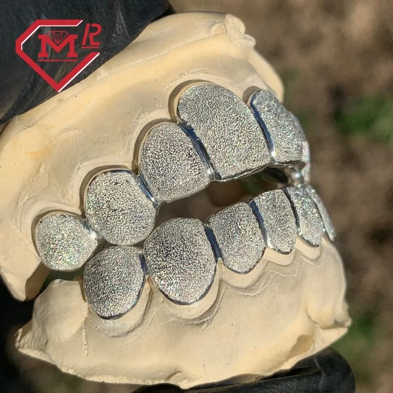 Bustdown Diamond Teeth Grillz Rappers Personal Custom VVS Moissanite Diamond Grillz Teeth
