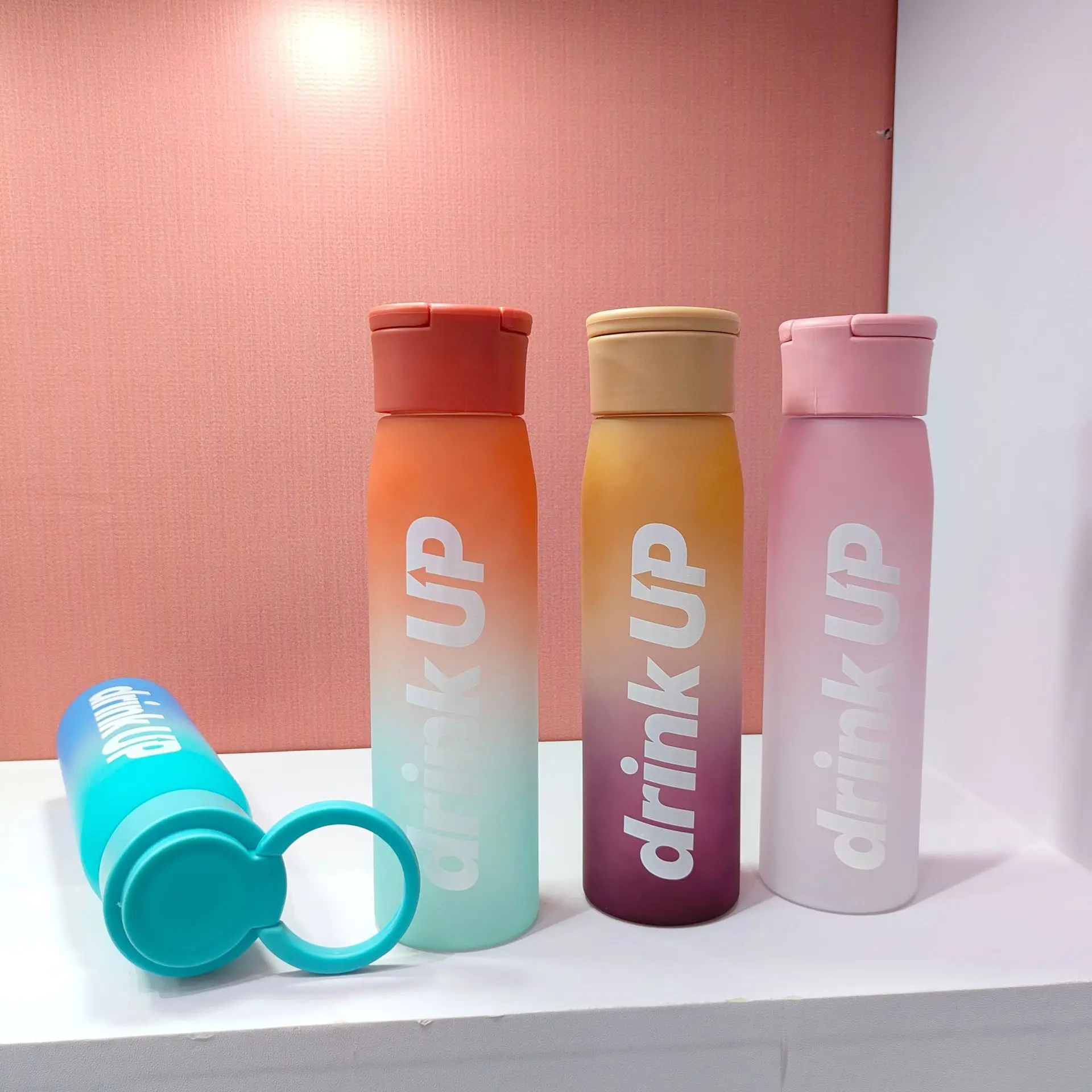 New Arrival 500ML Single Layer Summer Custom PersonalizedSilicon Plastic Water Bottle with Cover