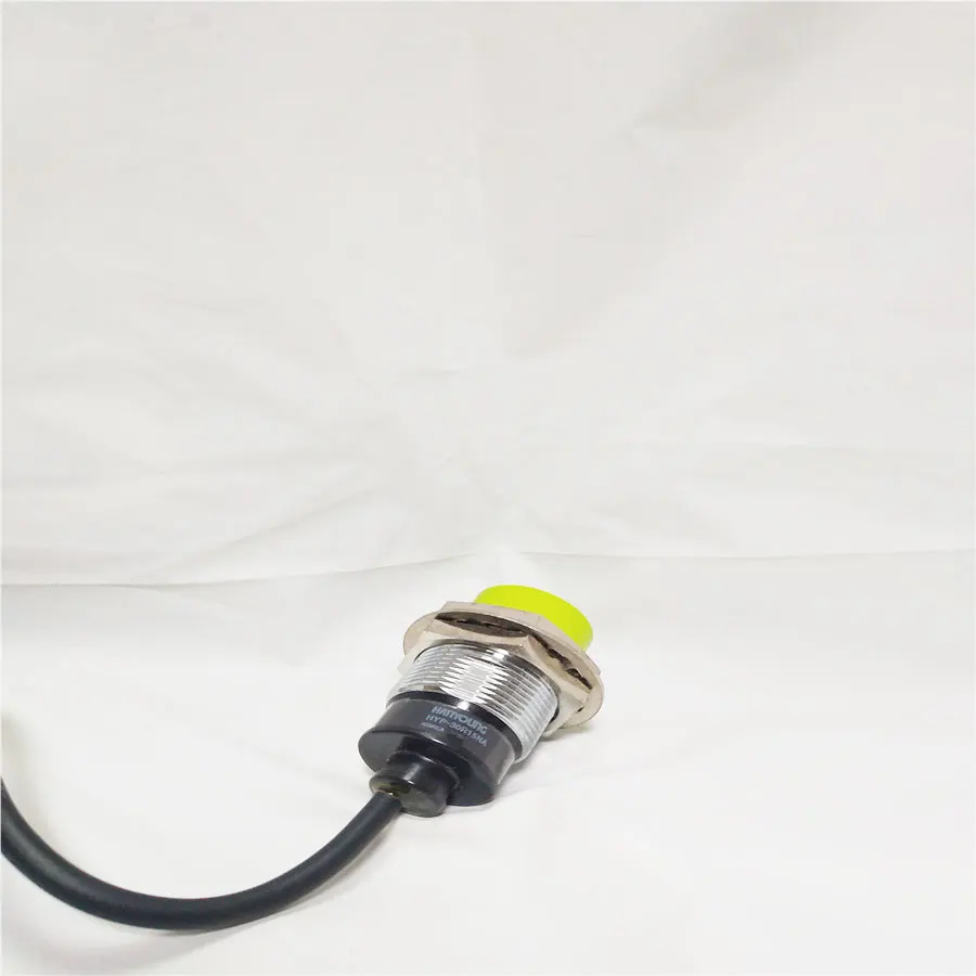 Korea  Hanyoungnux  Proximity switch HYP-30R15TA IN STOCK