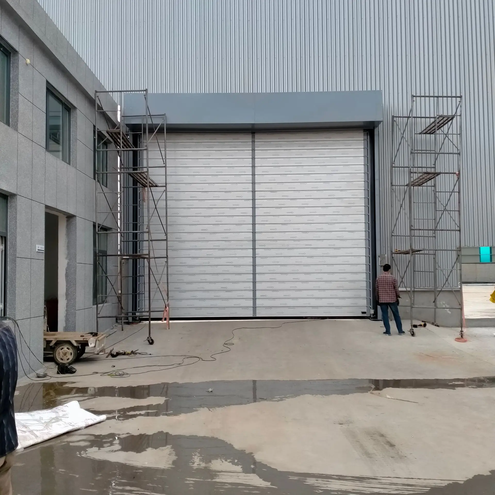 The Industry Wholesale Price 201/304 Stainless Steel Roller Shutter Doors Rolling Up Motor Door