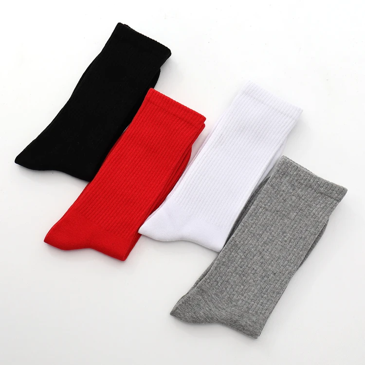 2020 wholesale New socks cheap  high quality men cotton sports socks  100% Cotton black Socks