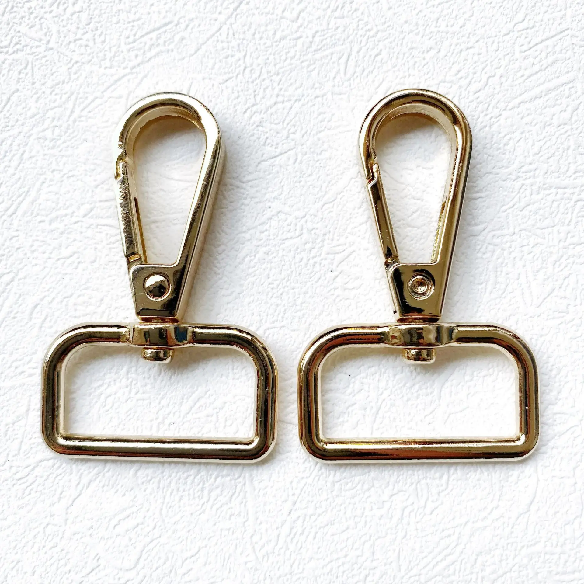 YOYO Factory Dog Hook Metal Zinc Alloy Snap Hook Swivel Clasp Lobster Claw Clasps for Hardware Accessories