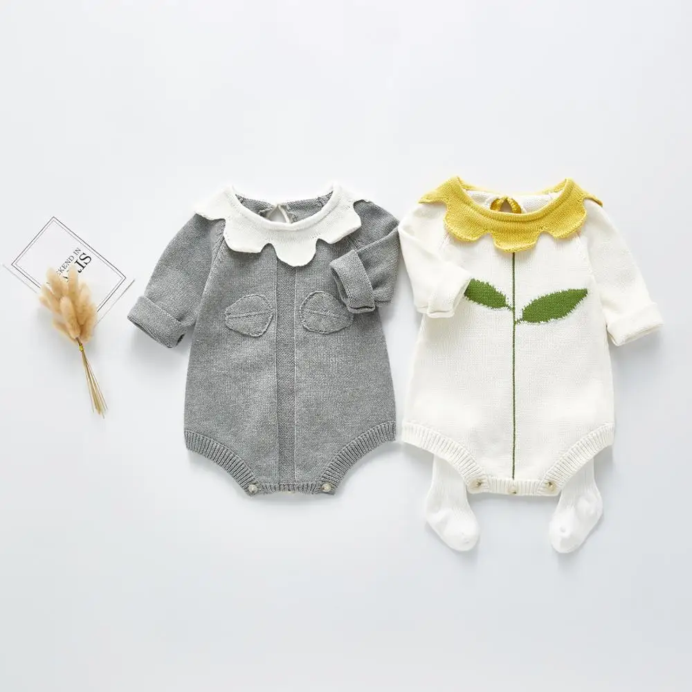 Petal Shape Collar Baby Vintage Long Sleeves Romper Knitted