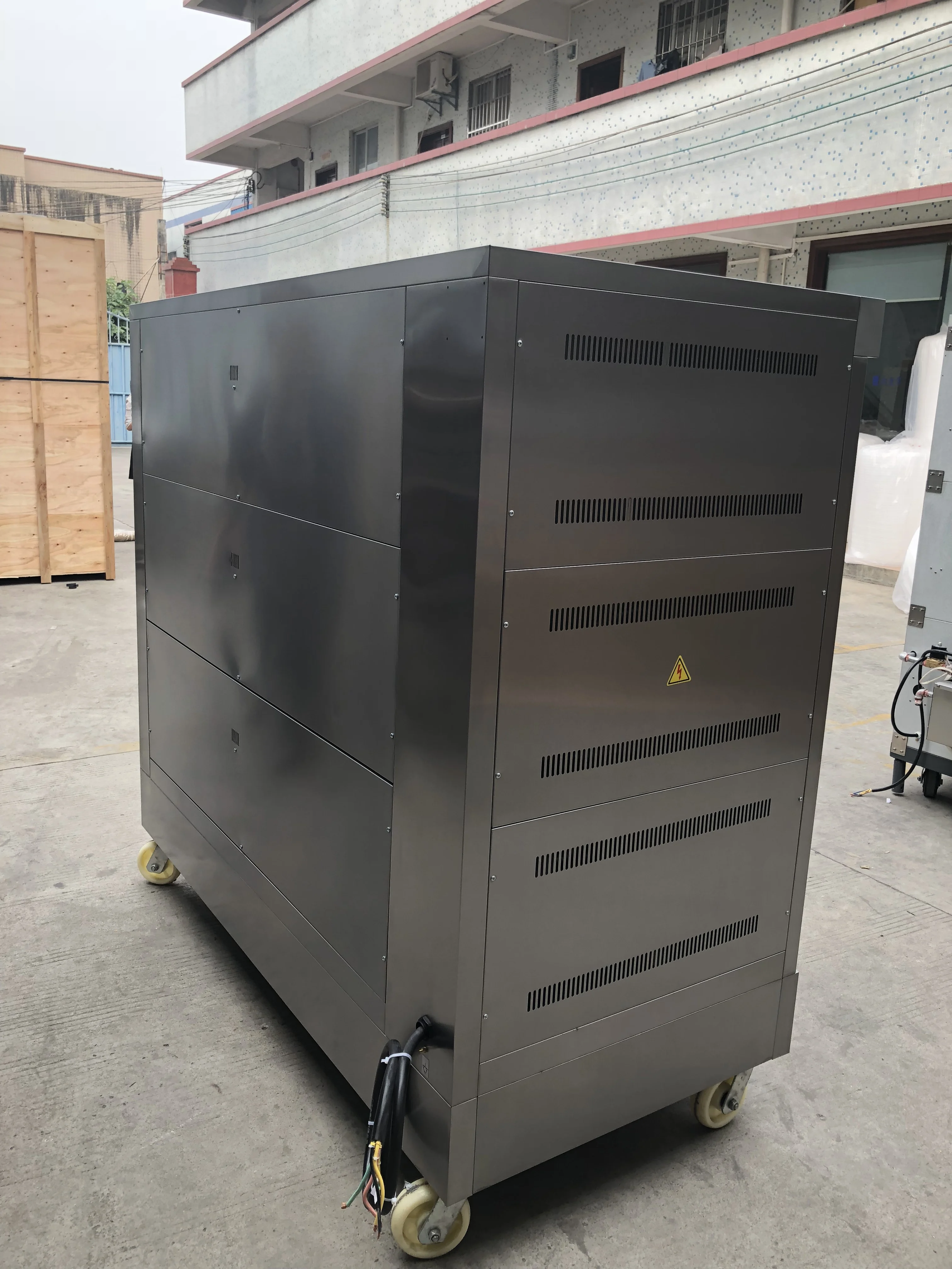 Wholesale price electric 3 deck 6 trays deck oven FOR bakery