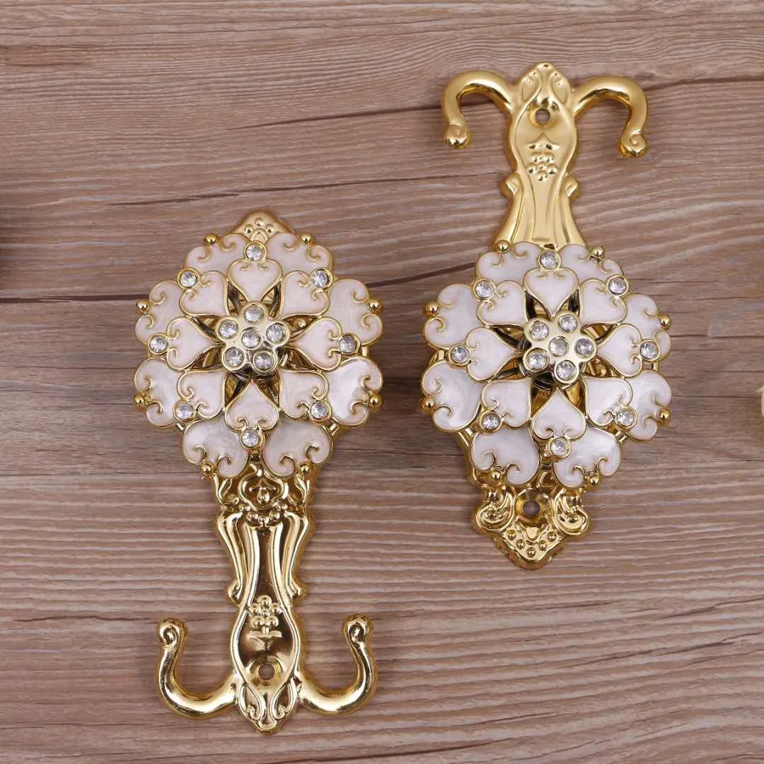 KEWOO high quality golden  color round simple luxury style wall curtain hook with rope for wall or door