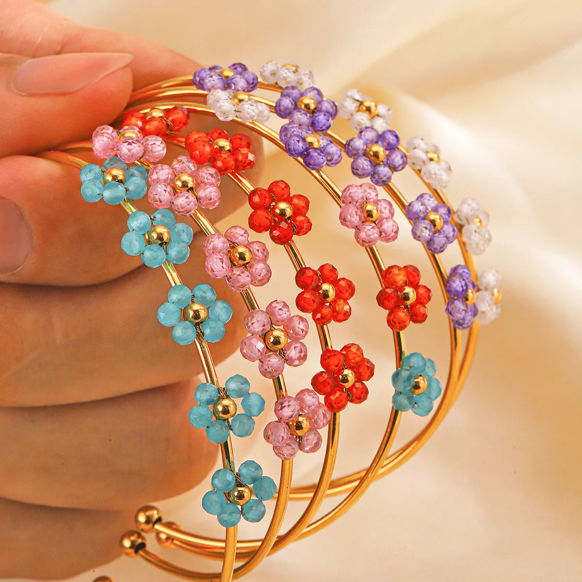 Романтический браслет из нержавеющей стали с фианитами