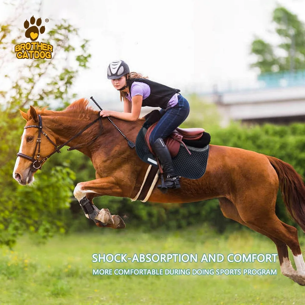 Winter Fleece horse jumping pads  Horse riding accessories Customized anti slip close contact saddle pads