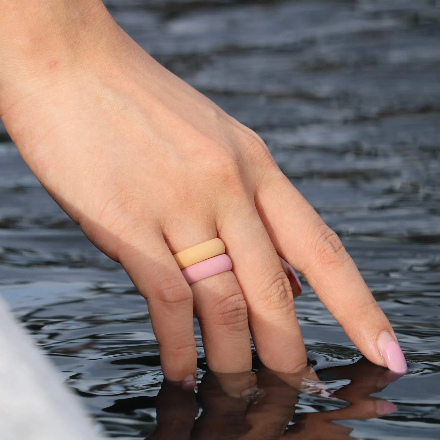 5.7mm Women Silicone Wedding band Couple Comfortable Metallic Silicone Finger Rings Silicone Rings