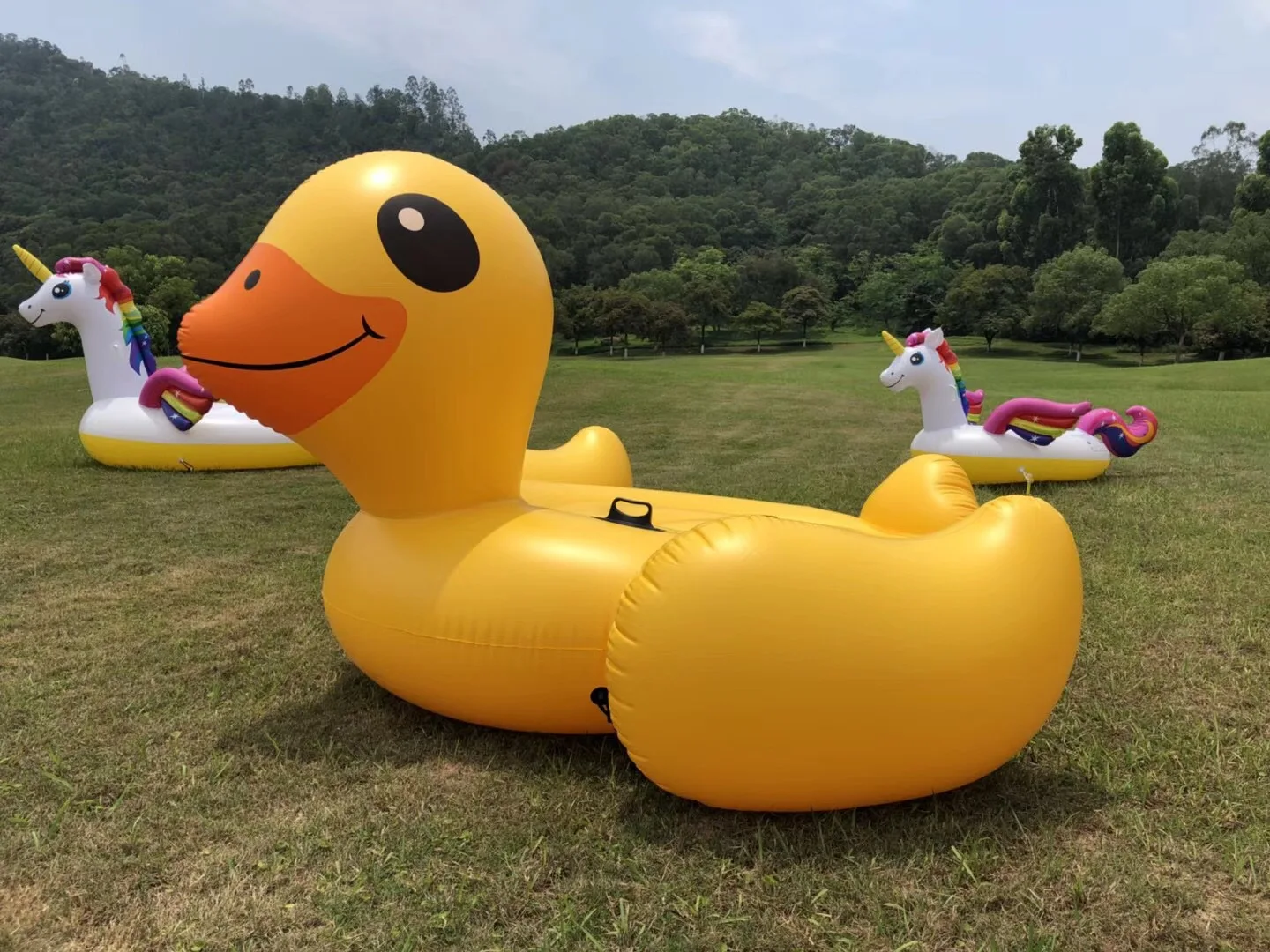INTEX 56286 Mega yellow duck island float mat inflatable ride-on