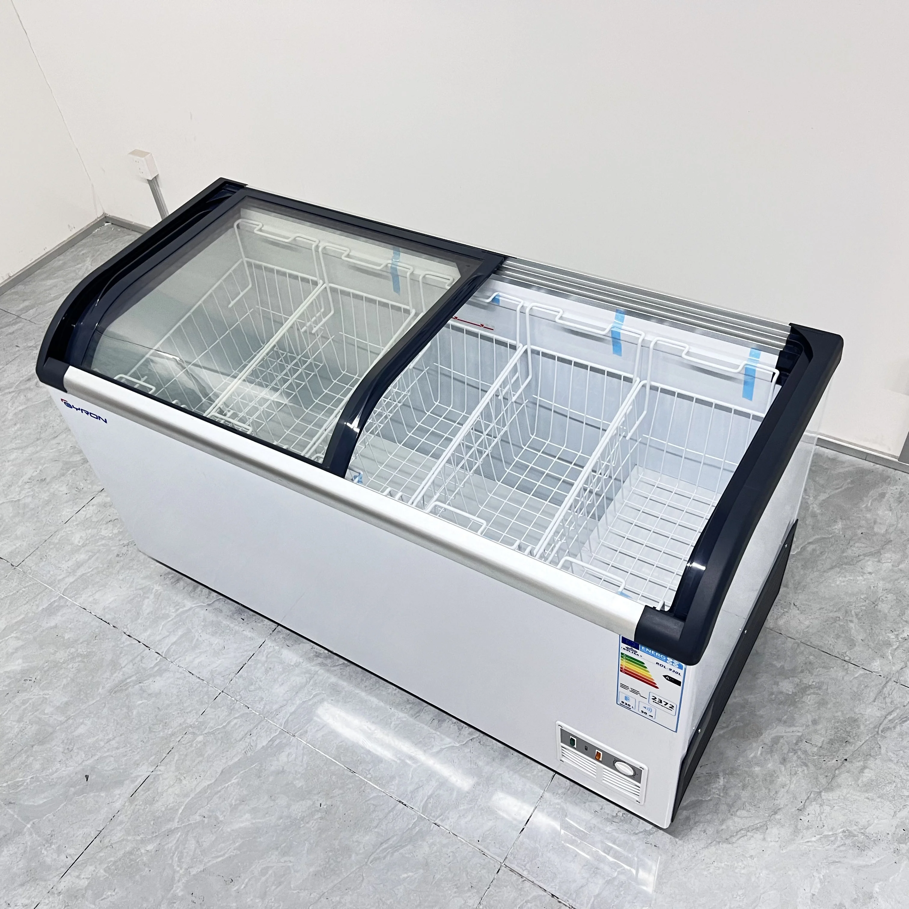 Professional Manufacture Nice Price Supermarket Commercial Silding Glass Door Ice Cream Chest Freezer Fridge Refrigerator