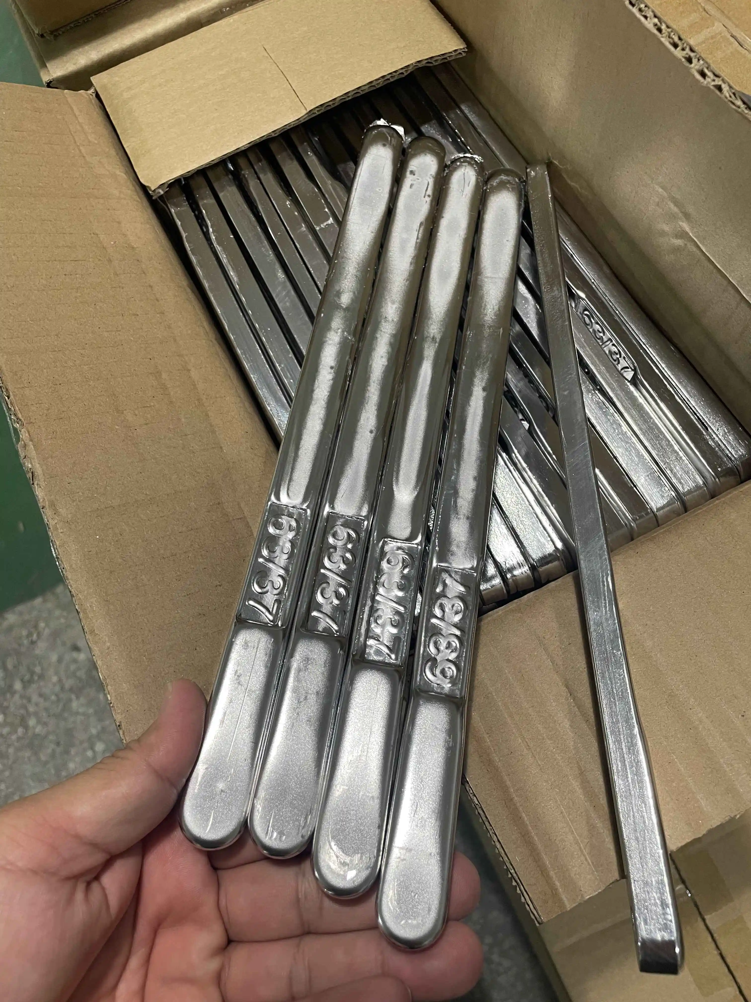 60/40 63/37 tin-lead solde Sn60pb40 tin-lead 500g 1000g tin-bar