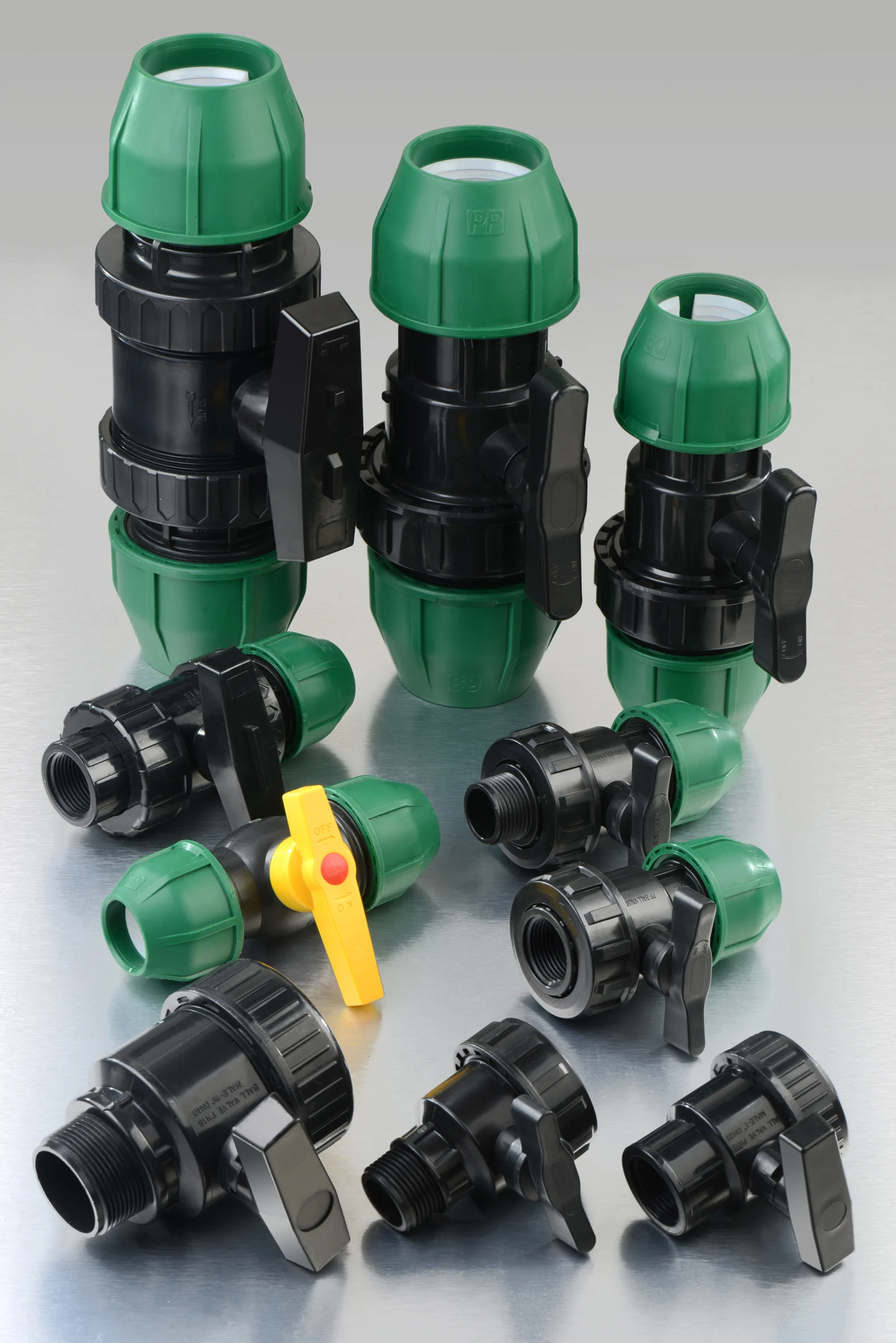  Бренд ирригационный пластиковый pp ПВХ двойной соединение HDPE PE PP шаровой клапан для водопроводной трубы PN16 Компрессионный