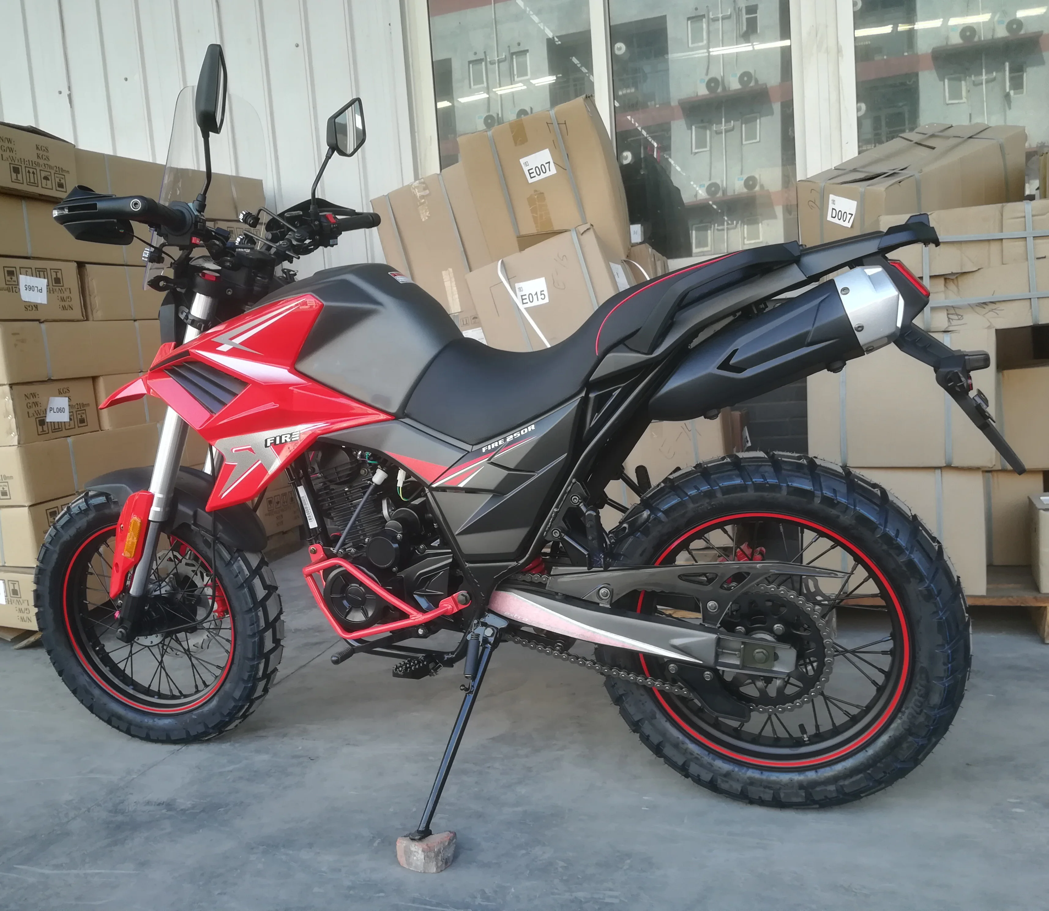 Китай 125cc 200cc 250cc EEC мотоциклы FUEGO TEKKEN250 C111901 по низкой цене