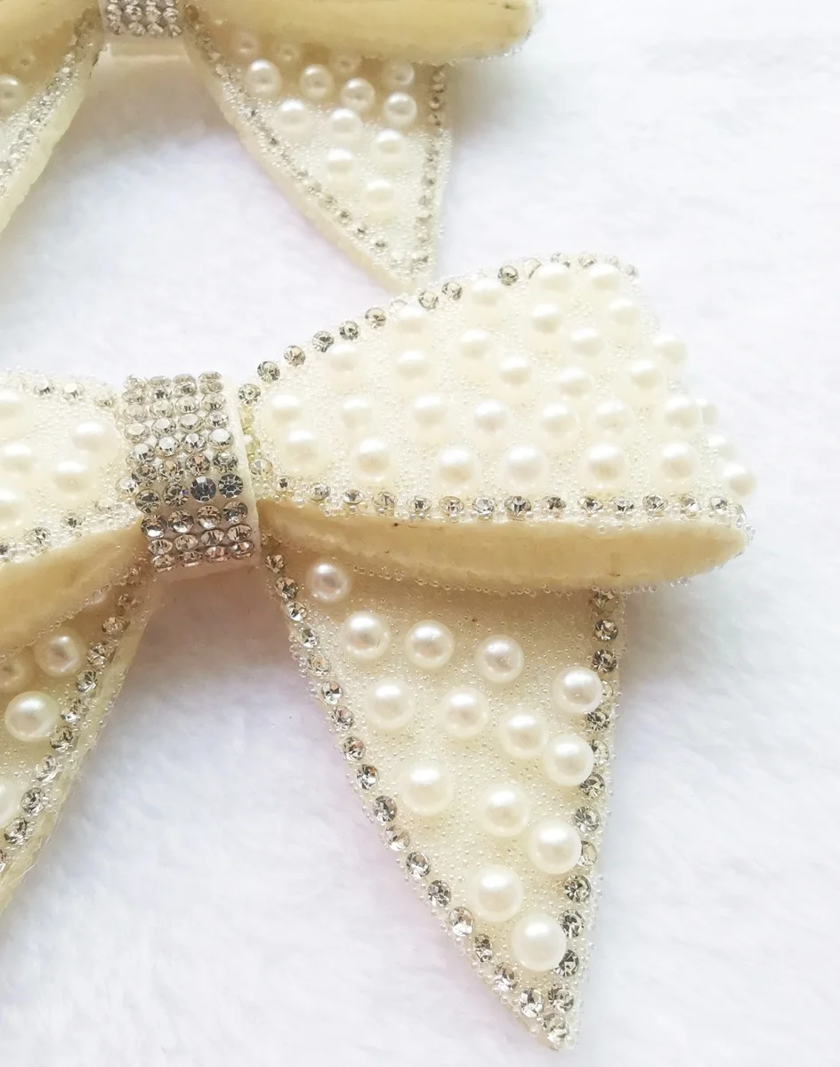 9cm white plastic beads bowtie with white grade A crystal glue on shoes upper as decoration hot selling