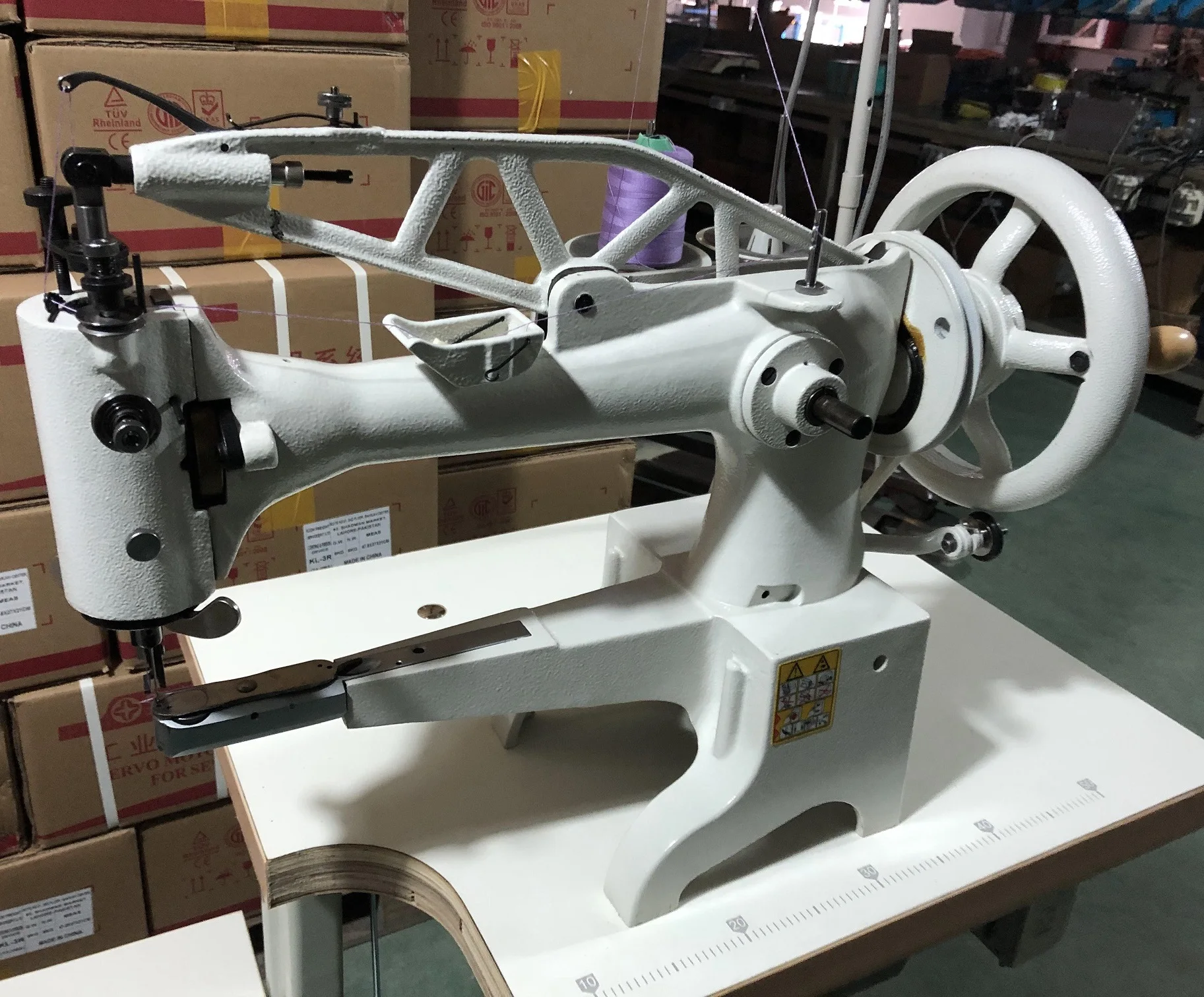 Высокоскоростная промышленная машинка для машинного оборудования