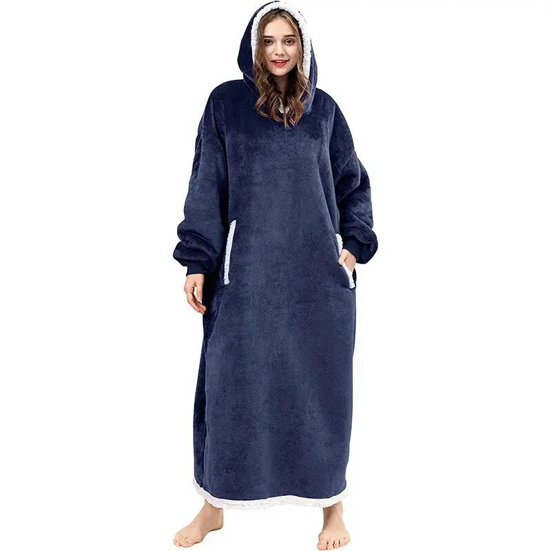 Hoodie Blanket Winter Warm Fleece Blanket Oversized Long Blanket with Sleeves Female Fashion Plush Hoody Robe