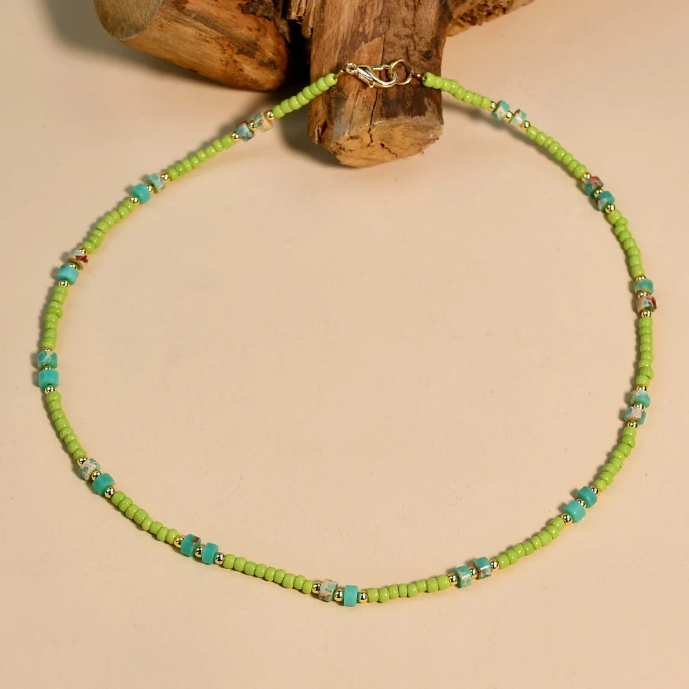Hot sell free sample DIY Handmade Beaded Semi-Precious Necklace with glass beads and natural stone lucky jewellery