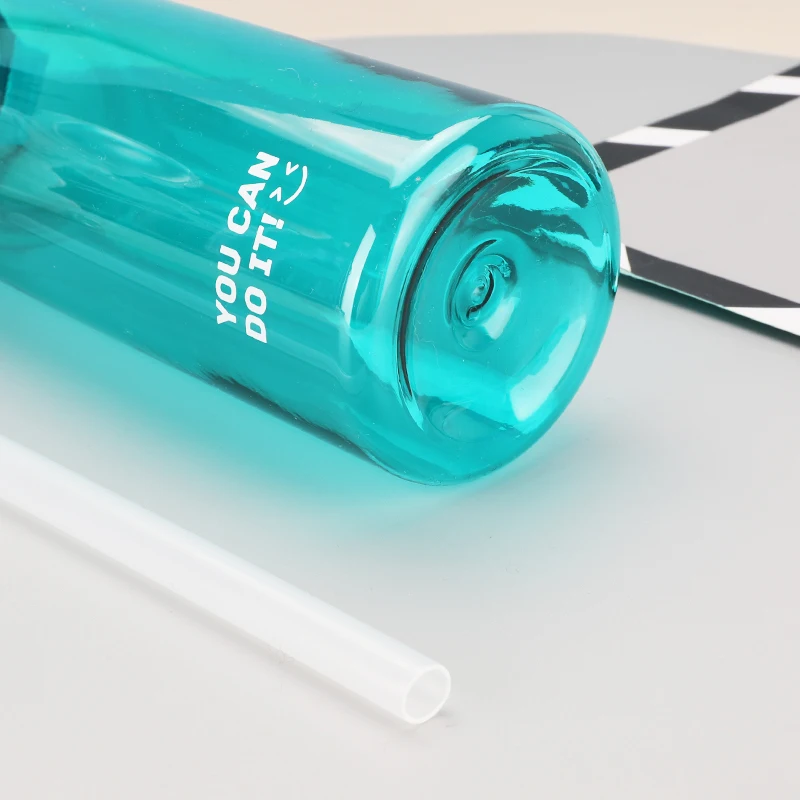 650 ml 2022 new sport style  gym motivation plastic drinking  water bottle with bouncing button