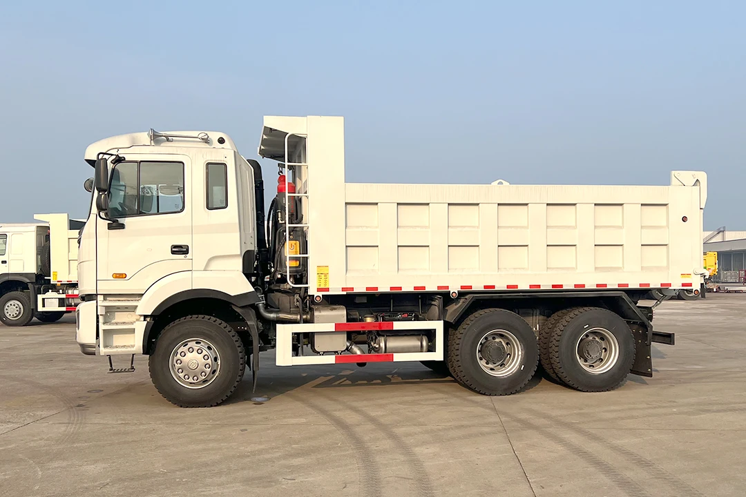 China HOWO 6*4 Dump Truck weichai 340HP 20 Cubic Meters Box Manufacturer Can Customize